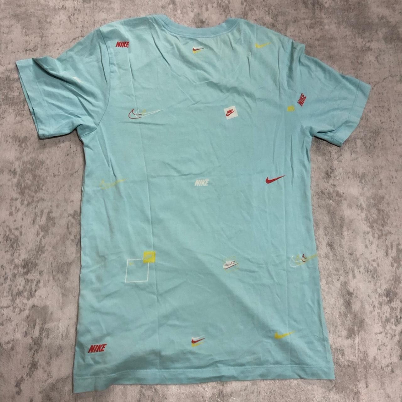 Nike Nike light blue T-shirt Size US XS / EU 42 / 0 - 5 Thumbnail