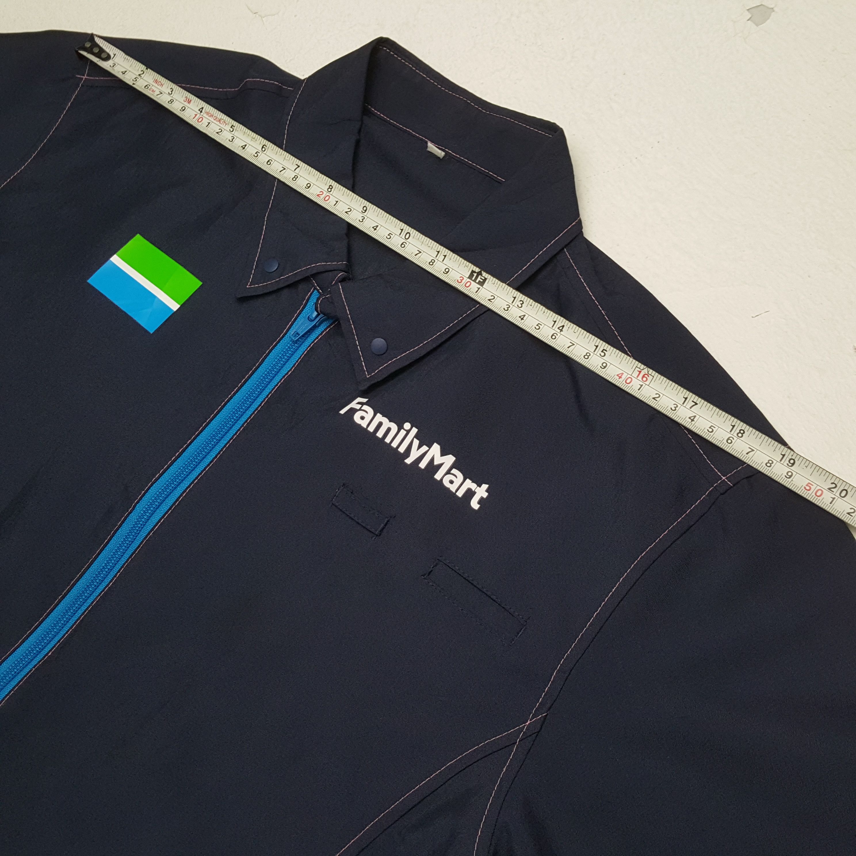 Japanese Brand × Vintage FAMILY MART Japanese Brand Workwear Jacket Size US M / EU 48-50 / 2 - 5 Thumbnail