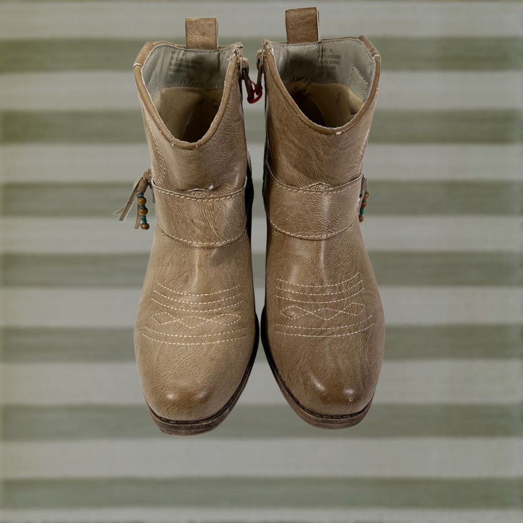Vintage Big Buddha Western Ankle Bootie Womens 8M Brown Cowgirl Beaded Tassel Embroidered Boots Size US 8 / IT 38 - 1 Thumbnail