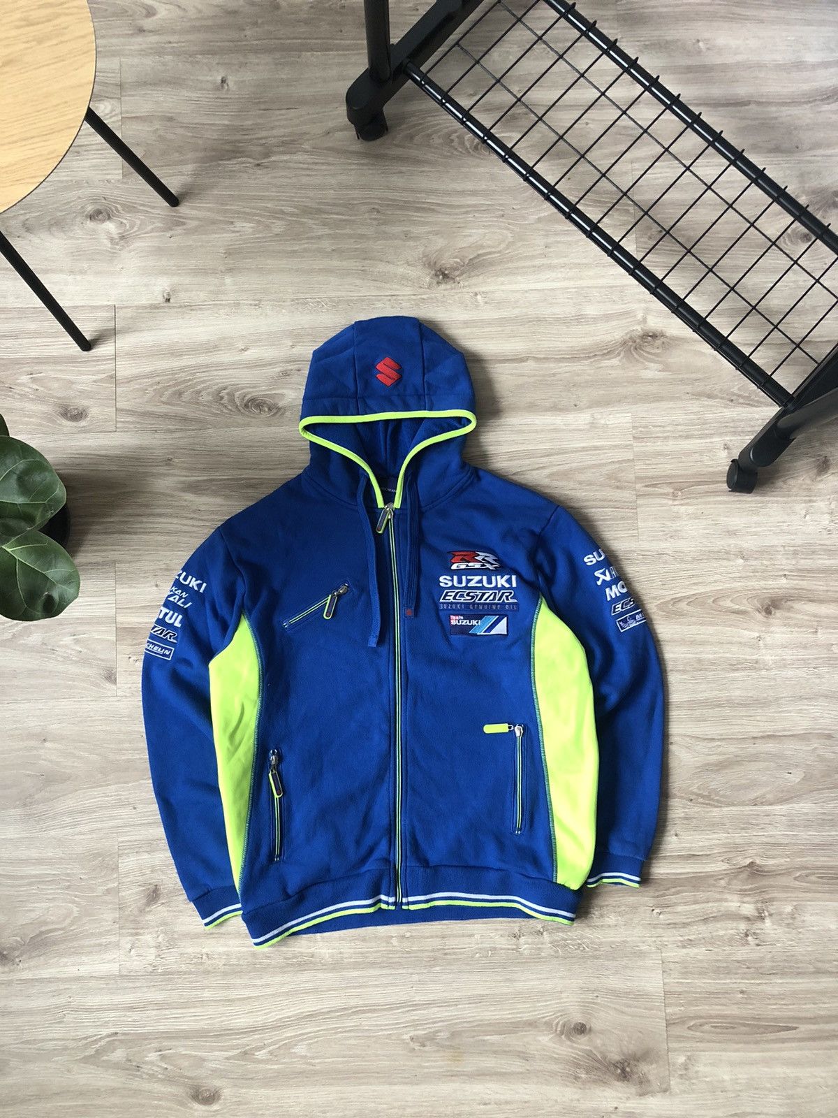 Vintage Vintage Y2K Suzuki Racing Moto Zip Hoodie Size US M / EU 48-50 / 2 - 1 Thumbnail