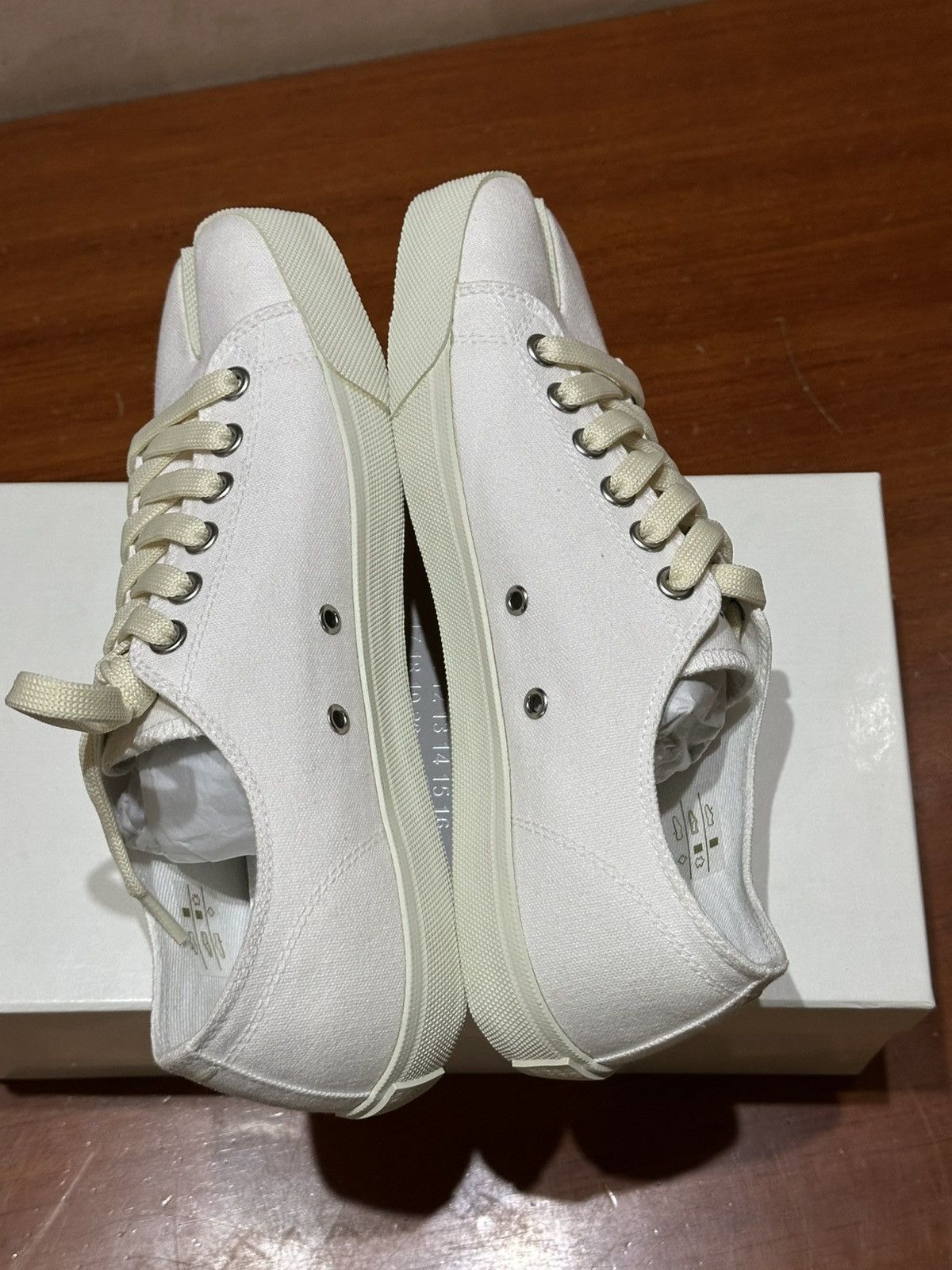 Maison Margiela Maison Margiela Tabi Sneakers Size US 7 / EU 40 - 9 Thumbnail