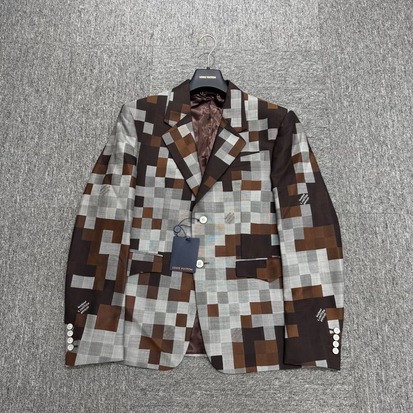 Louis Vuitton louis vuitton mosaic wool suit jacket Size US L / EU 52-54 / 3 - 1 Thumbnail