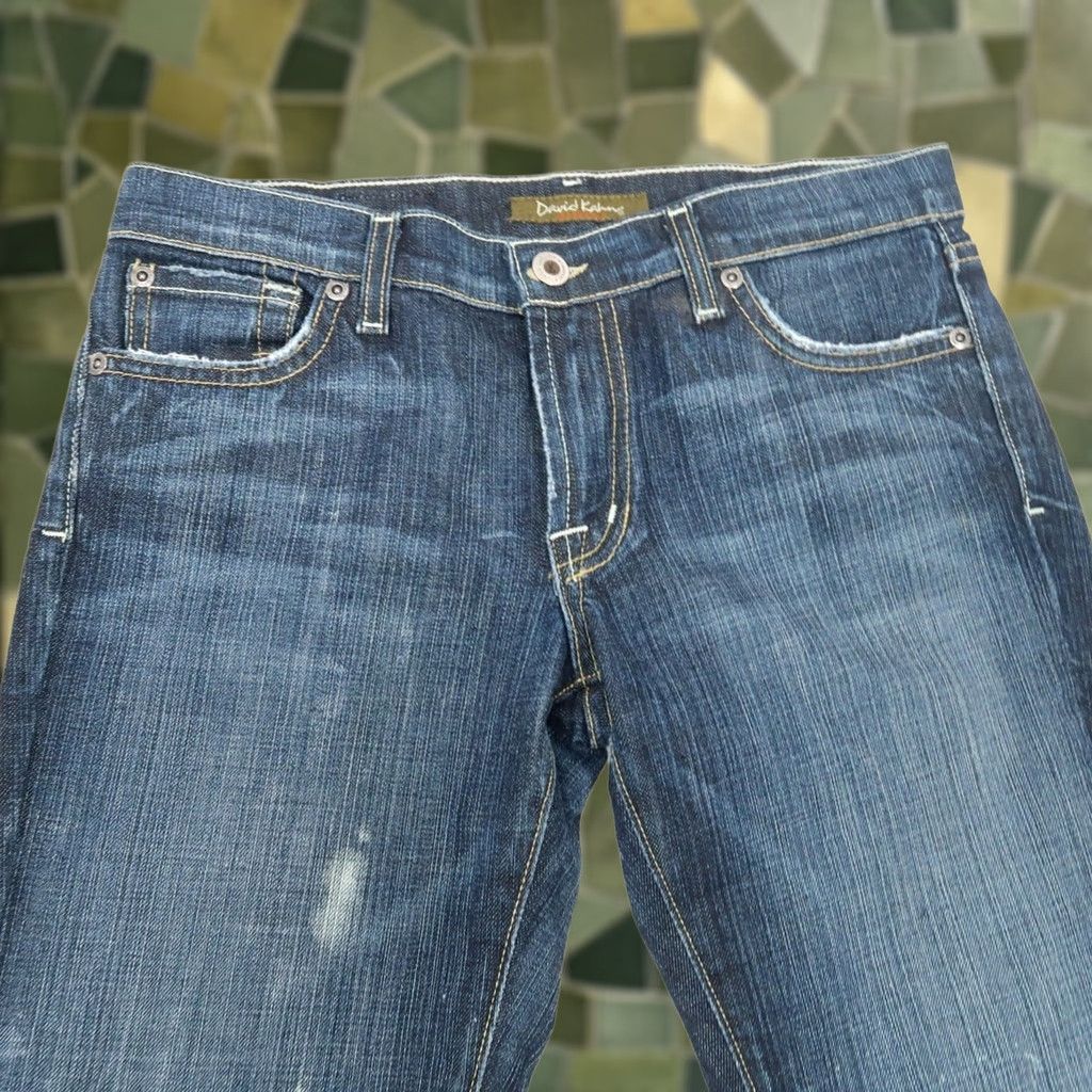 Vintage VINTAGE David Kahn Dark Wash Blue Denim Low Rise Capri Jeans Bleach Splatter 26 Women Capris Jeans Size 26" / US 2 / IT 38 - 1 Thumbnail