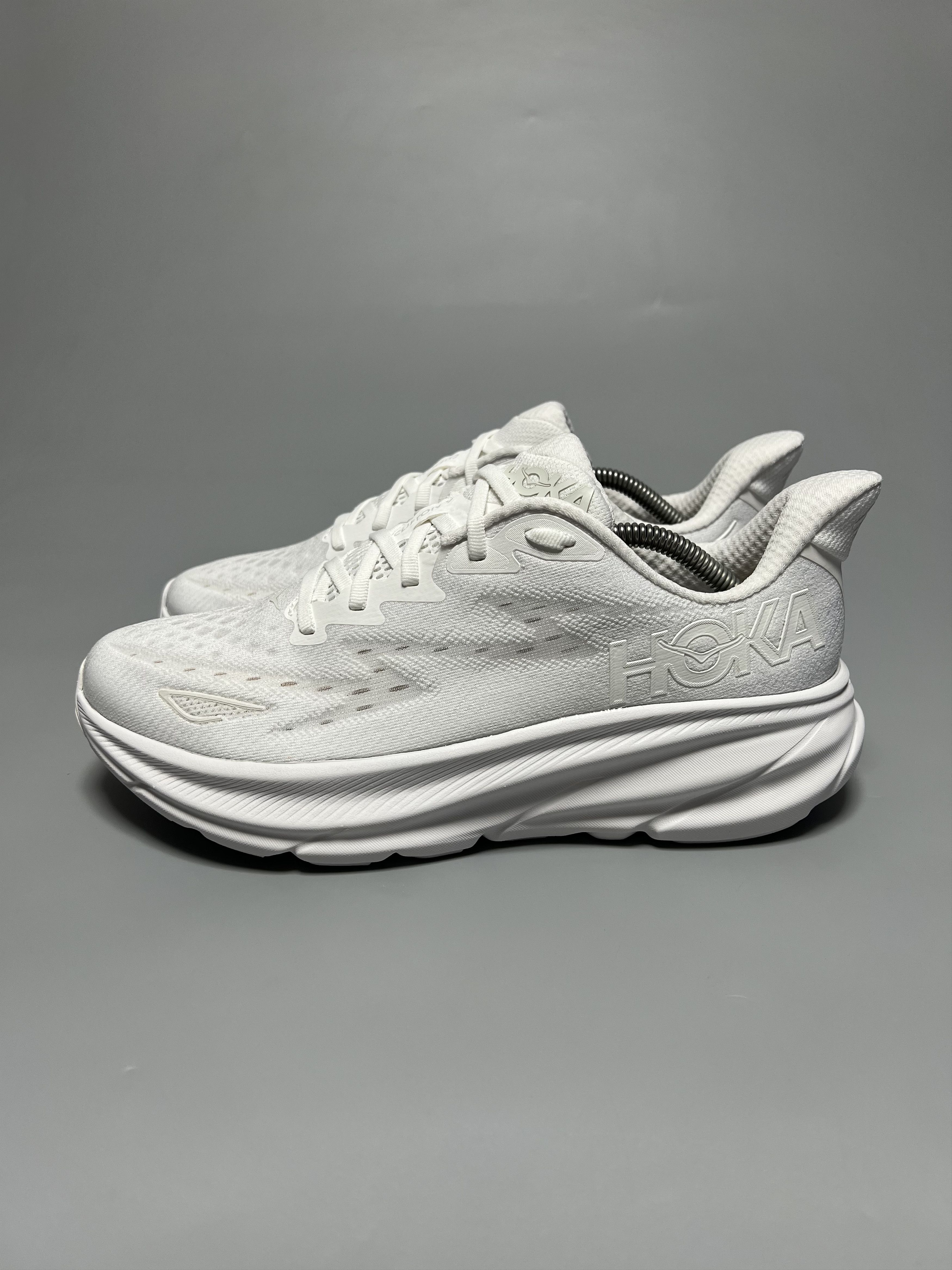 Hoka 9.5D Hoka One One Clifton 9 Men's Running Shoes Walking Gym Size US 9.5 / EU 42-43 - 2 Thumbnail