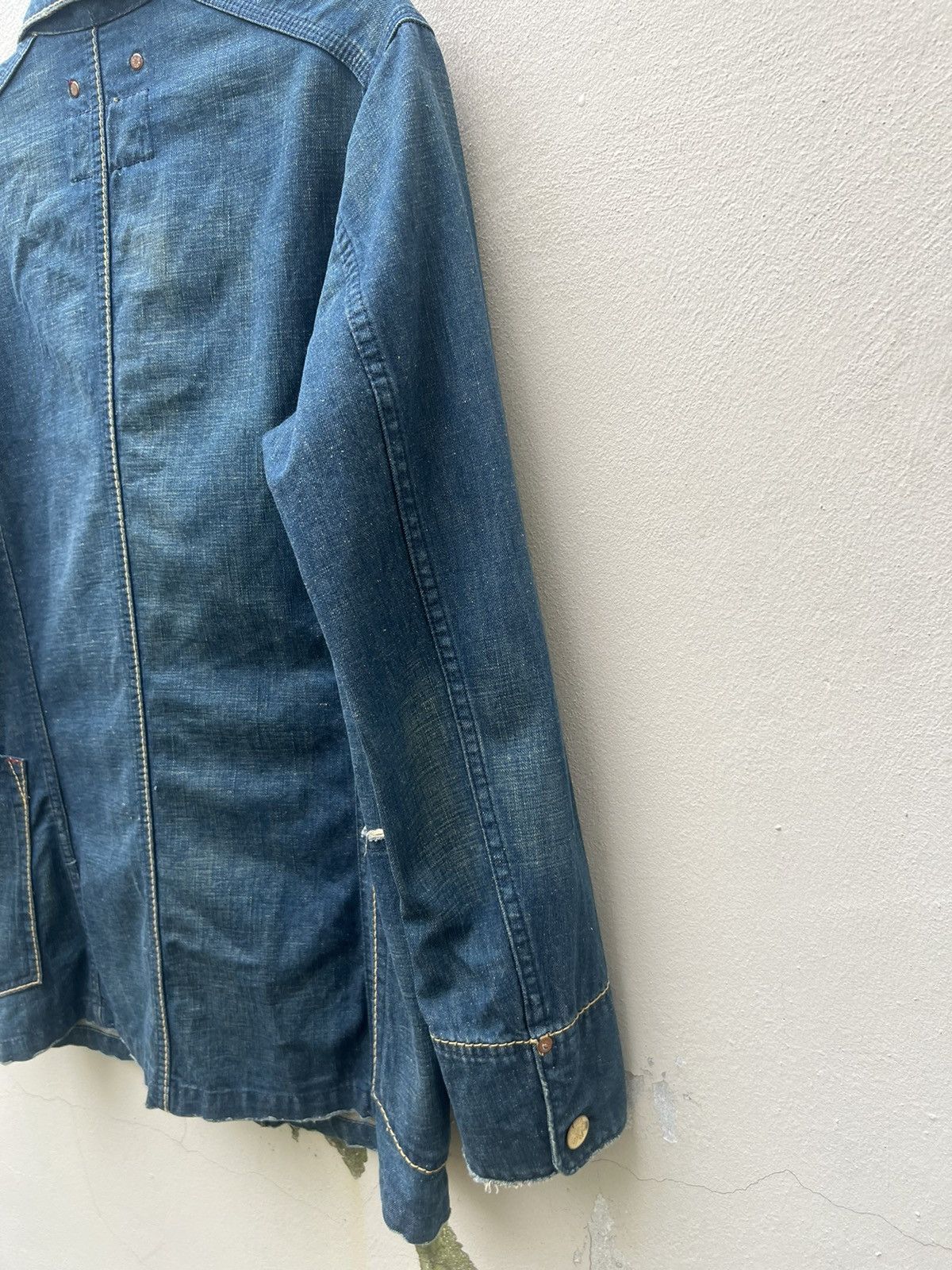 Levi's × Vintage Vintage 2002 Levi’s Redloop Distress Fade Denim Chore Jacket Size US M / EU 48-50 / 2 - 16 Thumbnail
