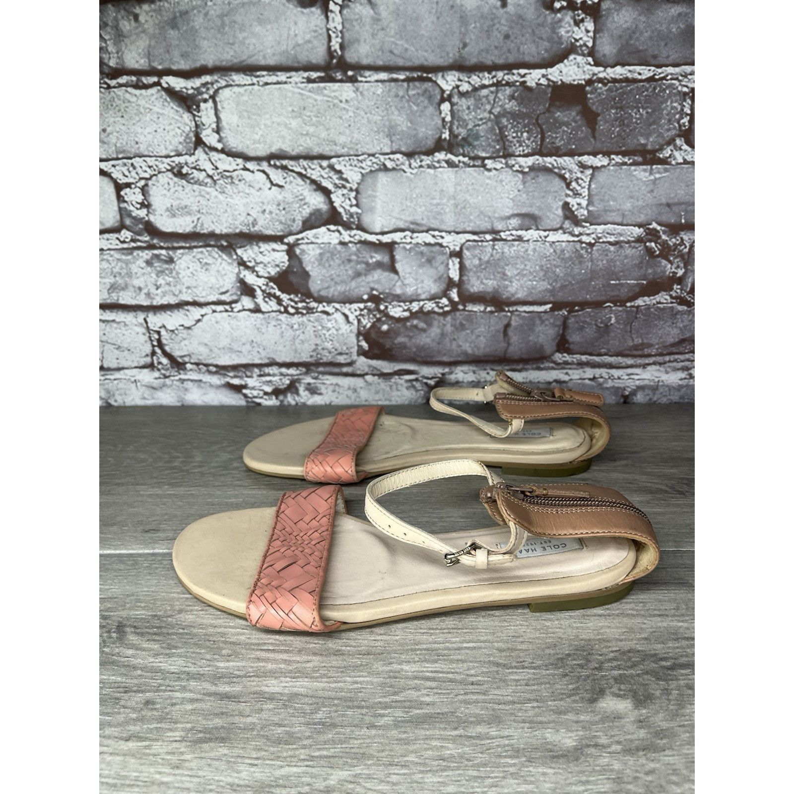 Cole Haan Cole Haan Salmon Pink Leather Back Zip Flat Strap Sandals Wo Size US 6.5 / IT 36.5 - 18 Thumbnail