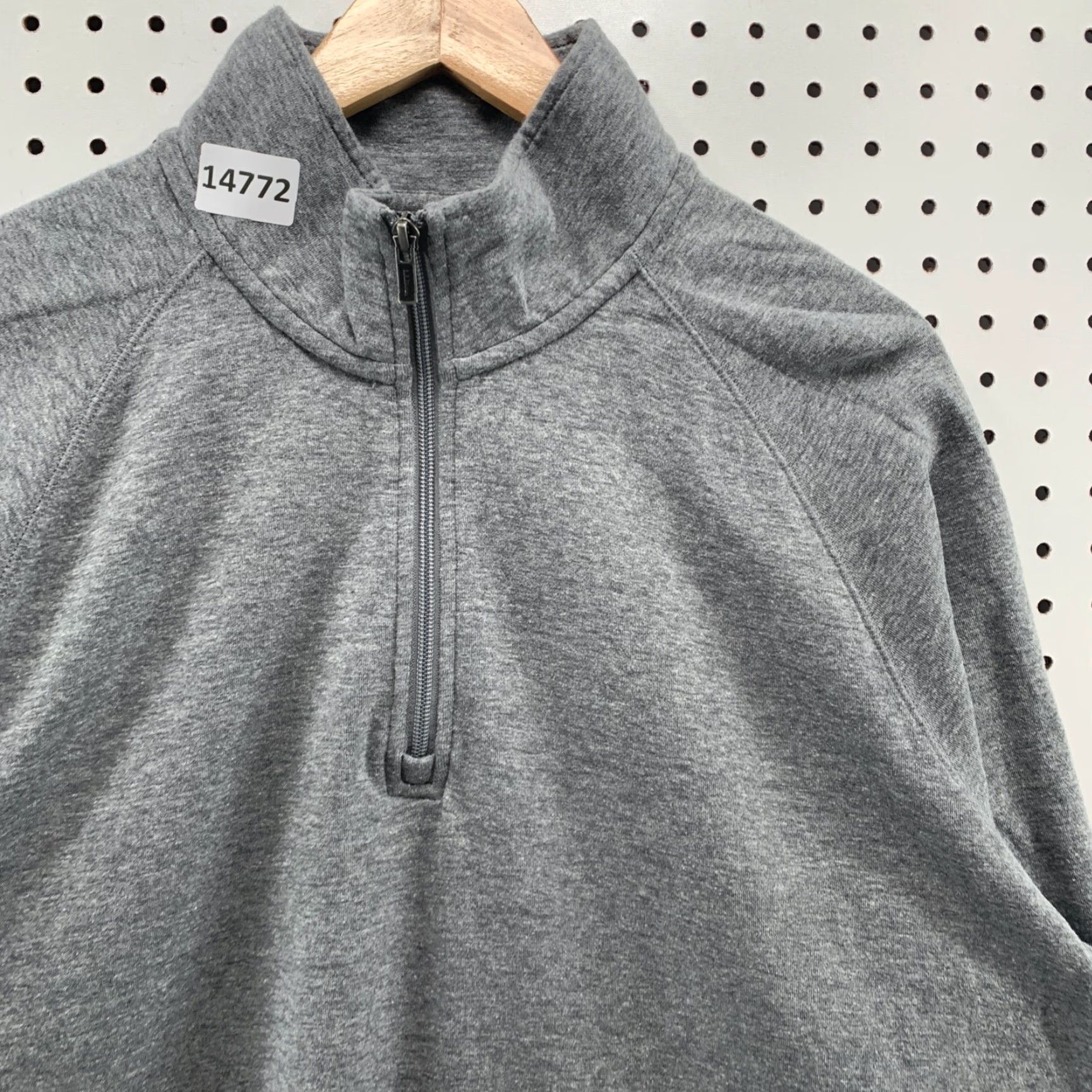 Vintage LL Bean 1/4 Zip Sweater Pullover Mens Size L Gray Tall Size US XL / EU 56 / 4 - 6 Thumbnail