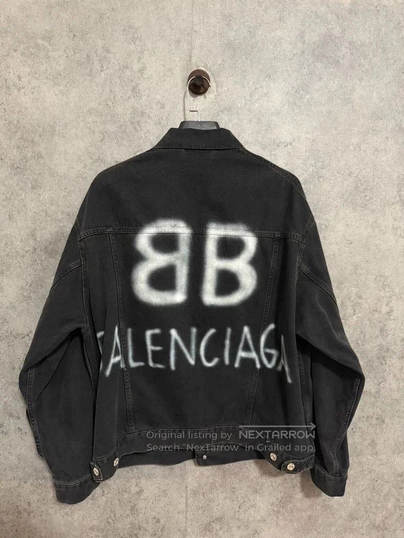 Balenciaga Balenciaga Graffiti Denim Jacket Black. Size US XS / EU 42 / 0 - 1 Thumbnail