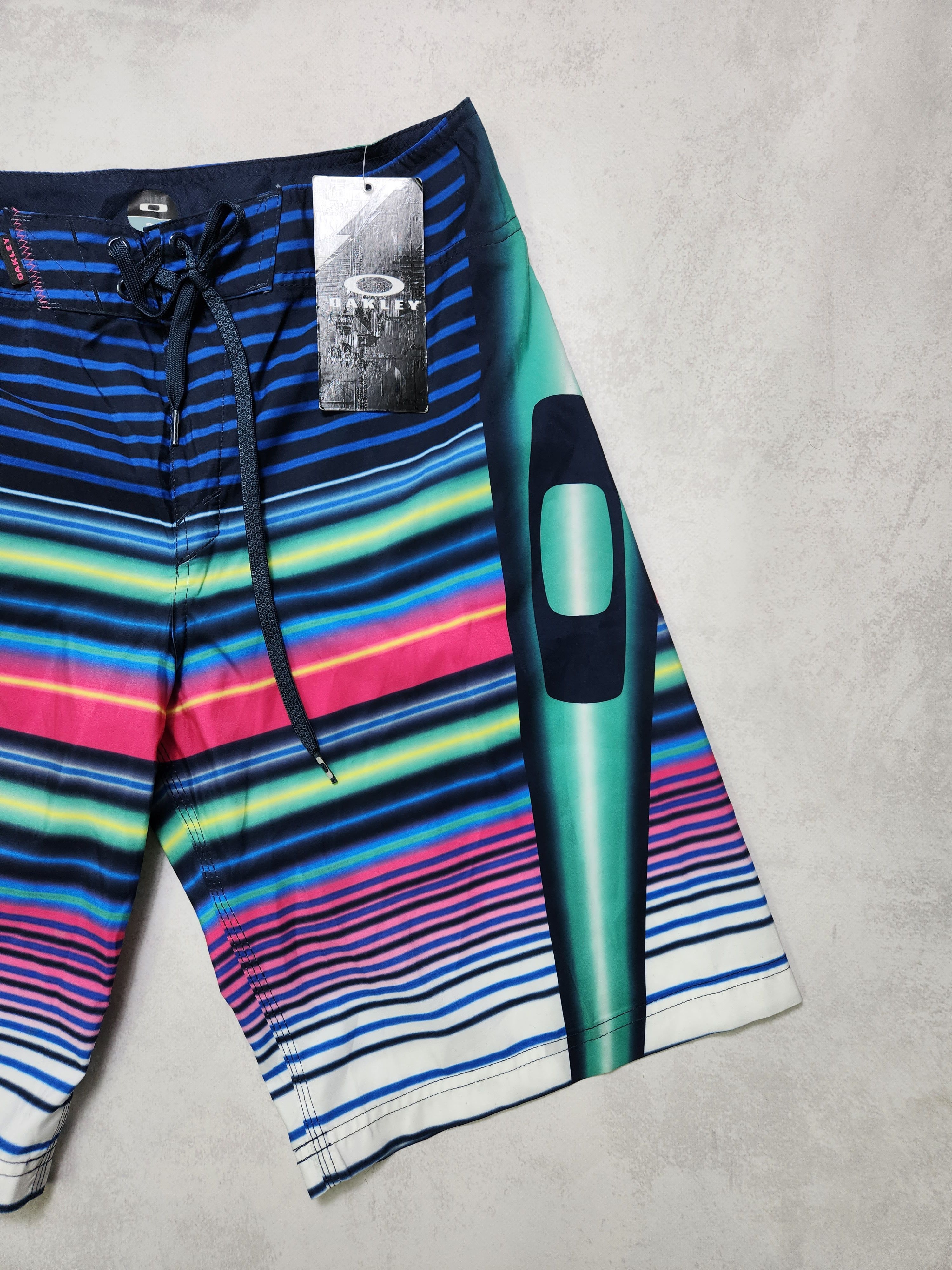 Oakley Oakley Multicolor swim shorts Size US 32 / EU 48 - 3 Thumbnail