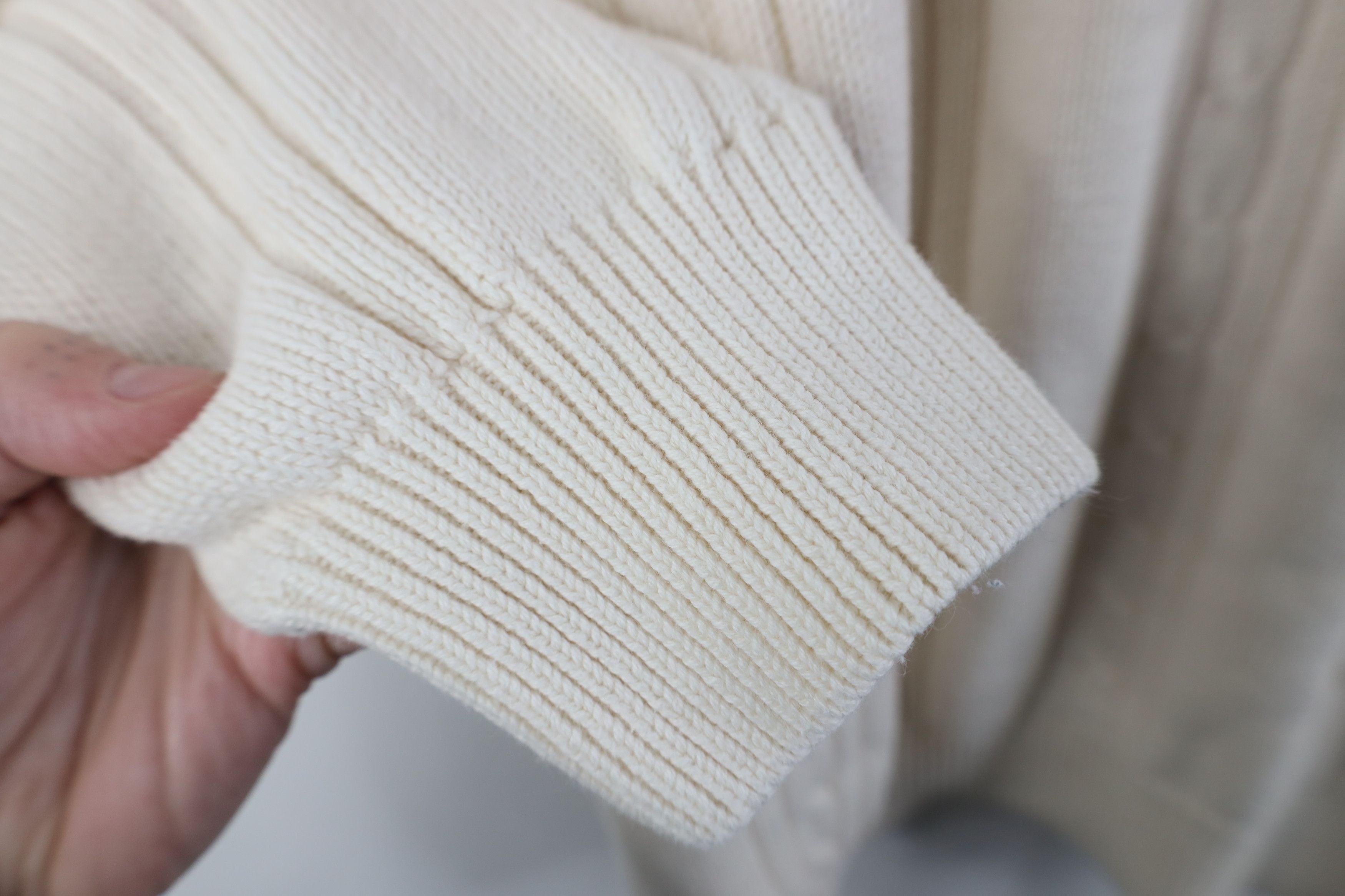 Izod Vintage 90s Izod Ribbed Cable Knit Crewneck Sweater Cream Size US XL / EU 56 / 4 - 6 Thumbnail