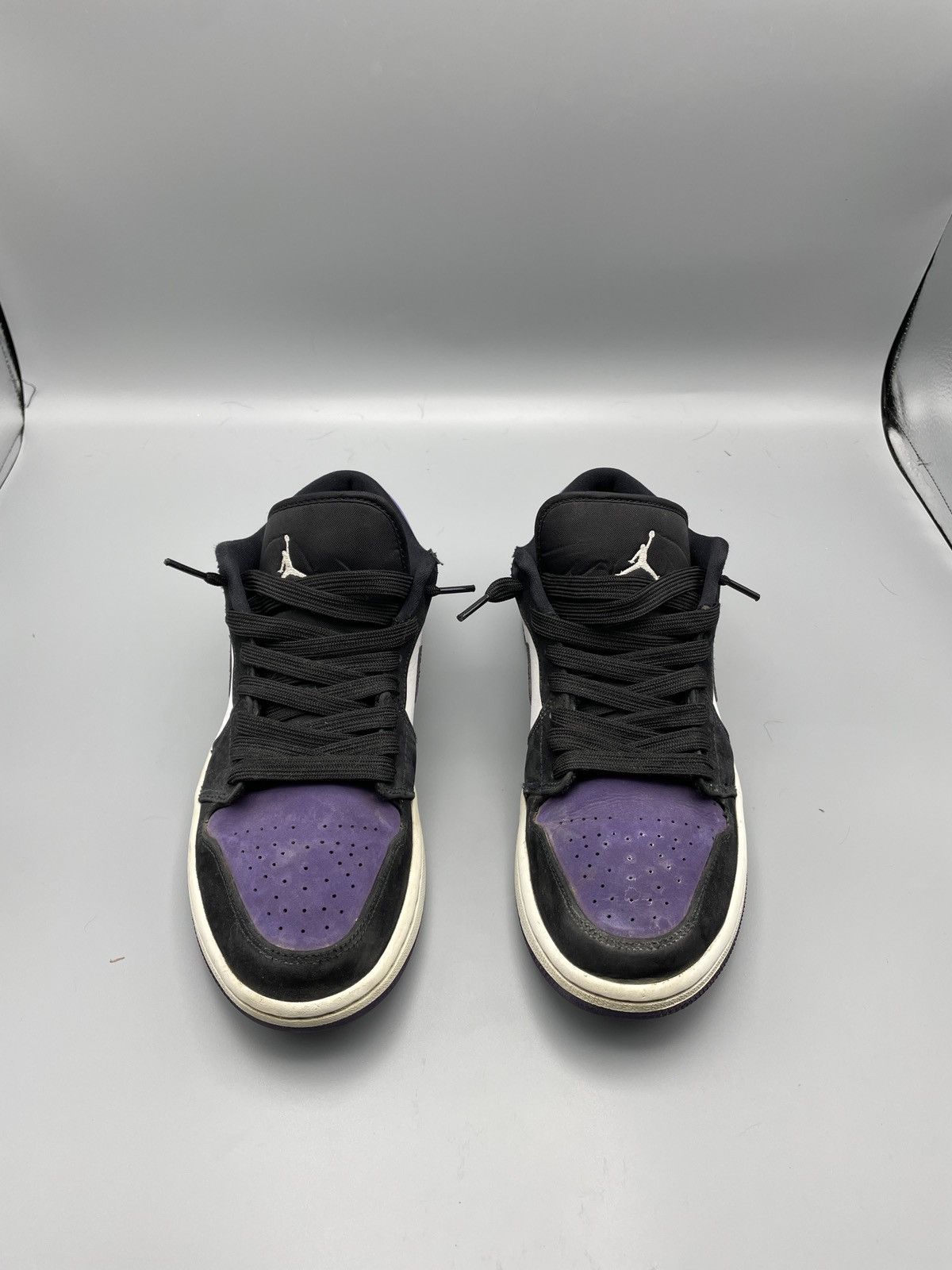 Jordan Brand × Nike Jordan 1 Low Court Purple 8.5M Size US 8.5 / EU 41-42 - 4 Thumbnail