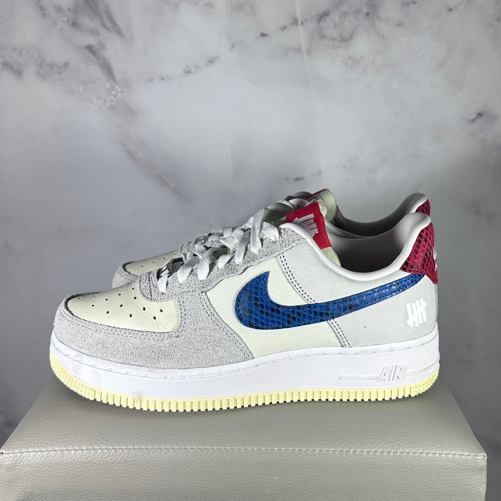 Nike × Undefeated Air Force 1 Low ‘5 On It’ Size US 8 / IT 38 - 2 Thumbnail