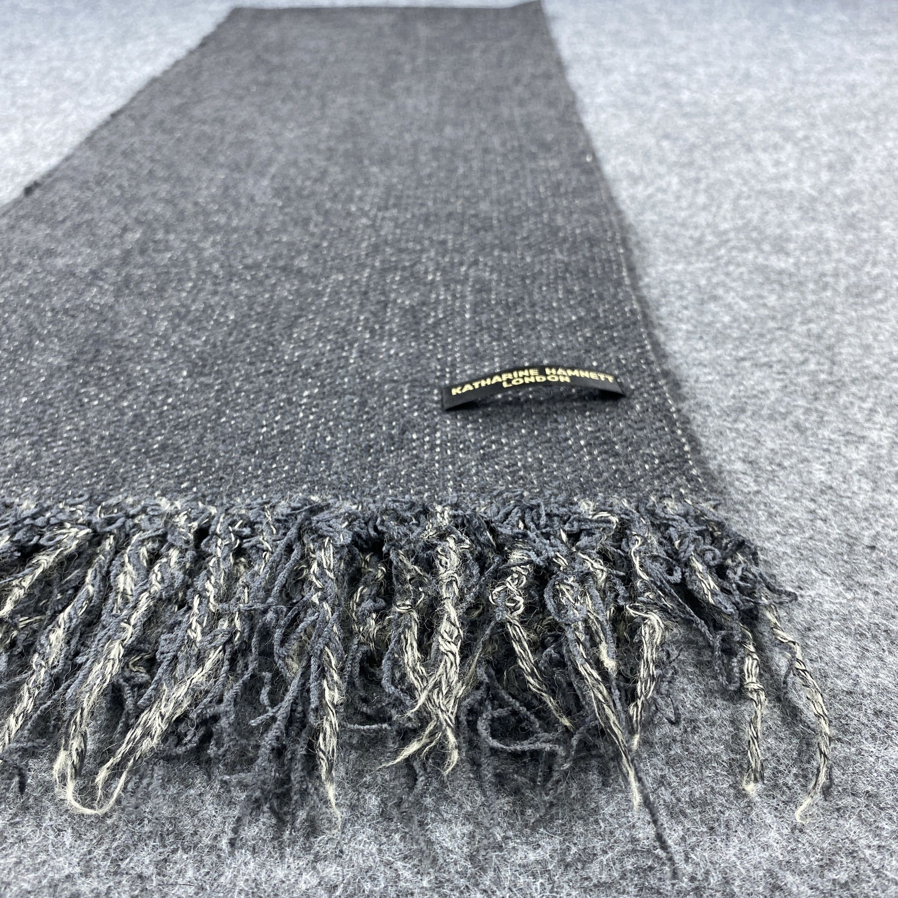 Katharine Hamnett London × Vintage Katharine Hamnett London Scarf # Muffler # Neckwear # D678 Size ONE SIZE - 9 Thumbnail