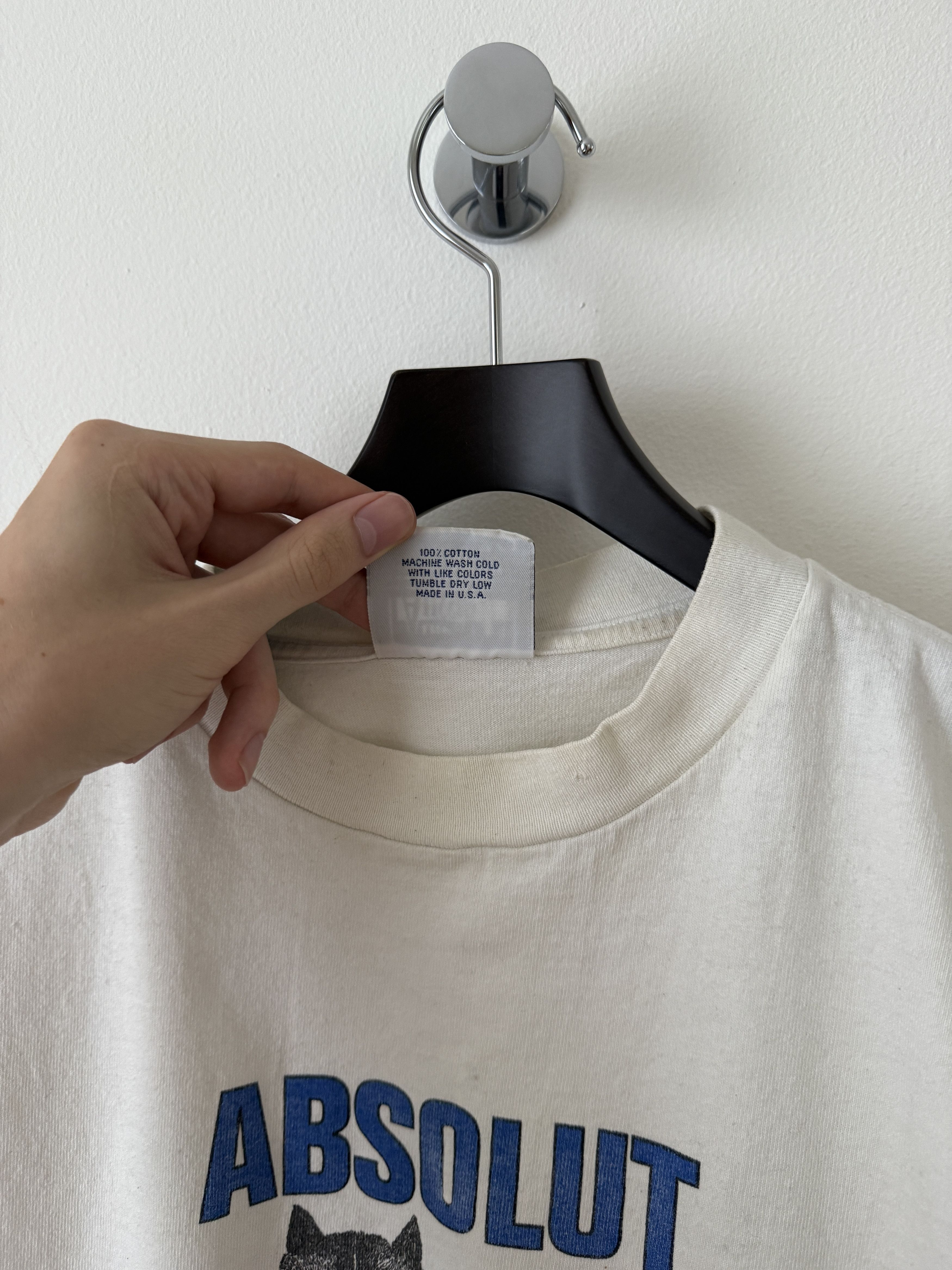 Vintage Absolut Huskies Tee Size US L / EU 52-54 / 3 - 6 Thumbnail