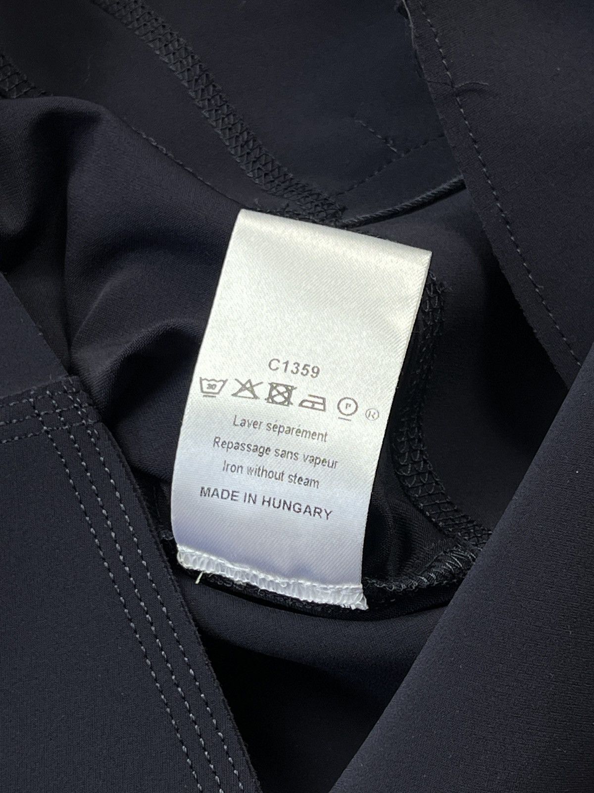 Marithe + Francois Girbaud Marithe Francois Girbaud Cravatatakiller Blazer (Y0415) Size L / US 10 / IT 46 - 8 Thumbnail