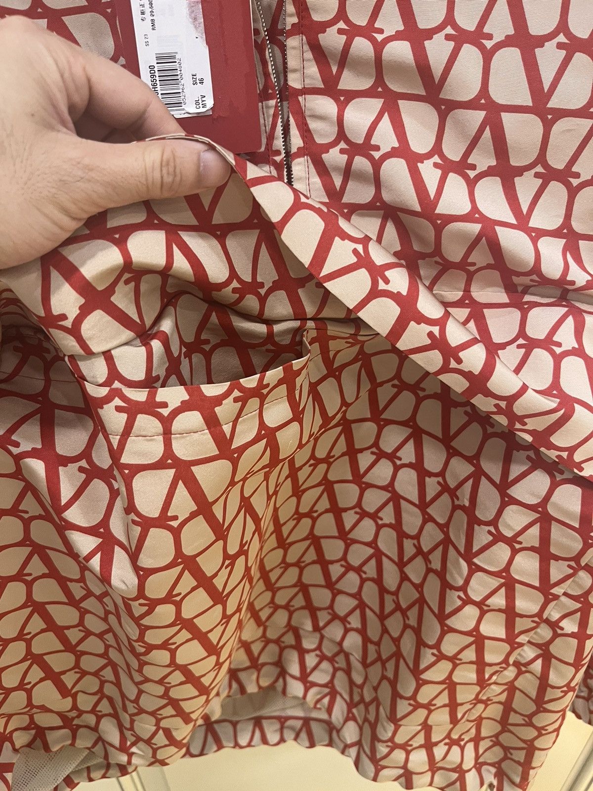 Valentino SILK FAILLE ANORAK WITH ALL-OVER TOILE ICONOGRAPHE PRINT Size US S / EU 44-46 / 1 - 11 Thumbnail