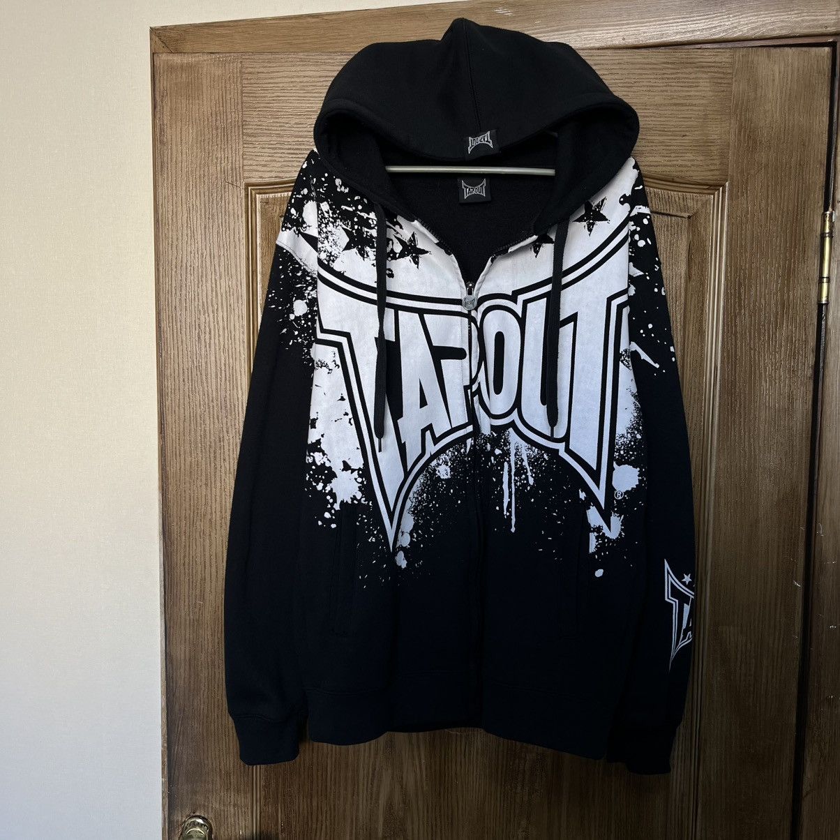Tapout Zip Up Hoodie Vintage Big Logo Y2K style