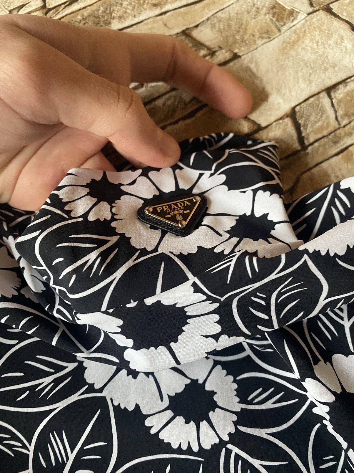 Designer × Prada Prada womens long sleeve black and white floral Size XS / US 0-2 / IT 36-38 - 5 Thumbnail