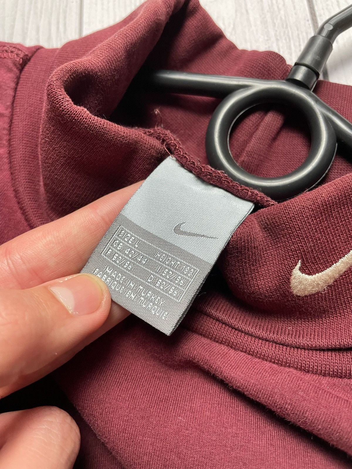 Nike Nike turtleneck vintage long sleeve tee size L red Size US L / EU 52-54 / 3 - 4 Thumbnail