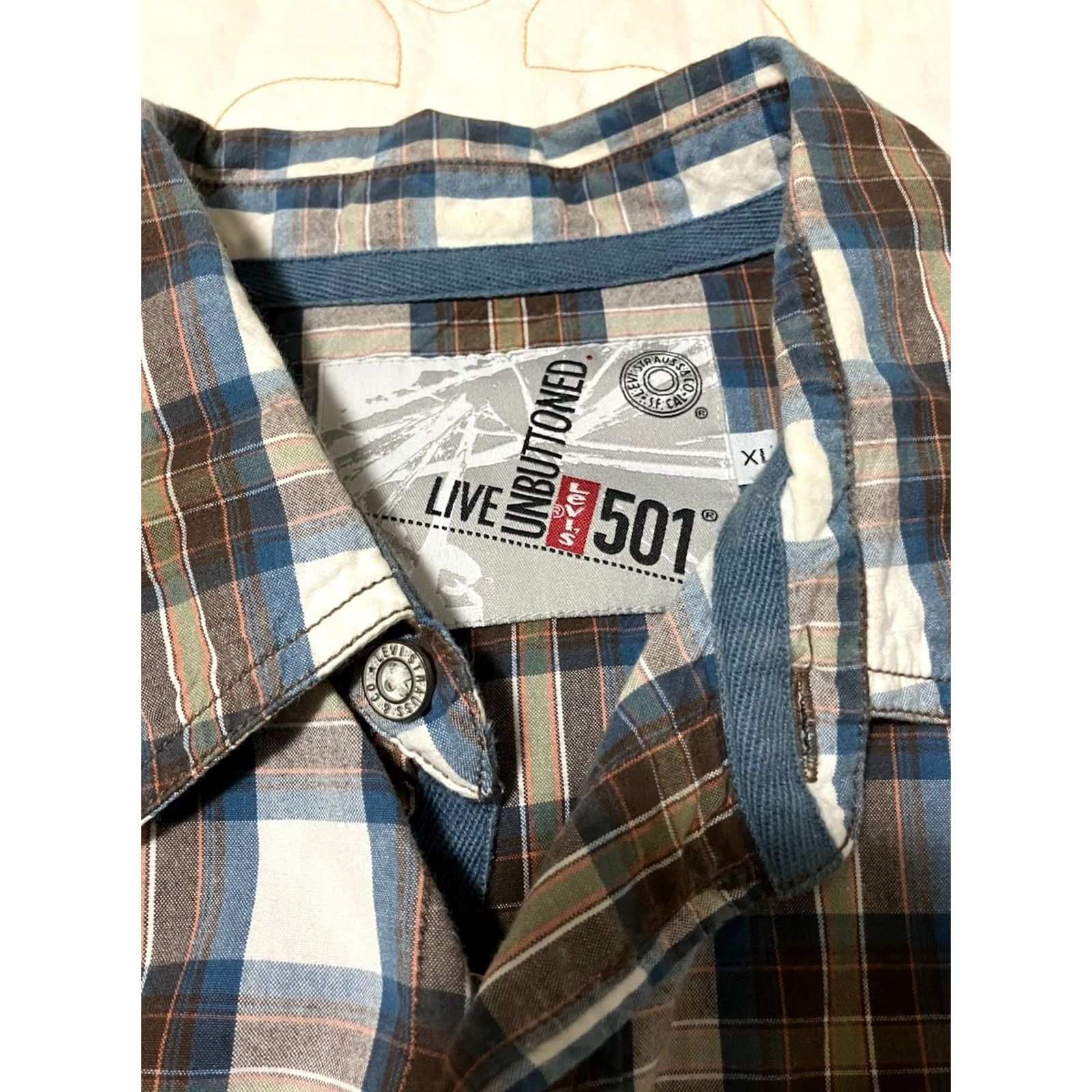 Levi's VINTAGE Levi's Mens XL Plaid Long Sleeve Button-Down Shirt 501 Jeans Printed Back Size US XL / EU 56 / 4 - 6 Thumbnail