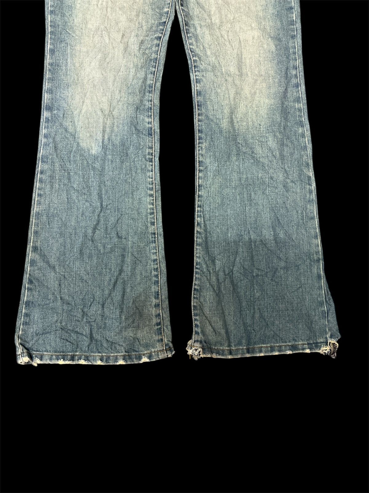 Japanese Brand × Jean FLARED‼️TRF DISTRESSED DENIM PANT Size US 32 / EU 48 - 4 Thumbnail