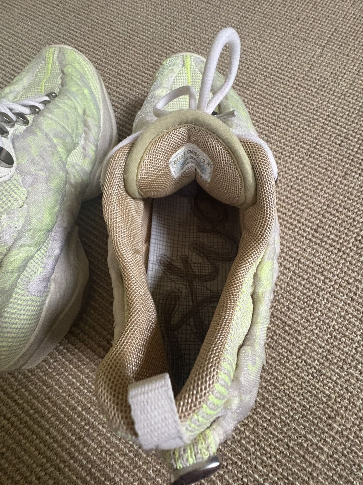 Acne Studios Acne Studios Sneakers Neon Size US 10 / EU 43 - 4 Thumbnail