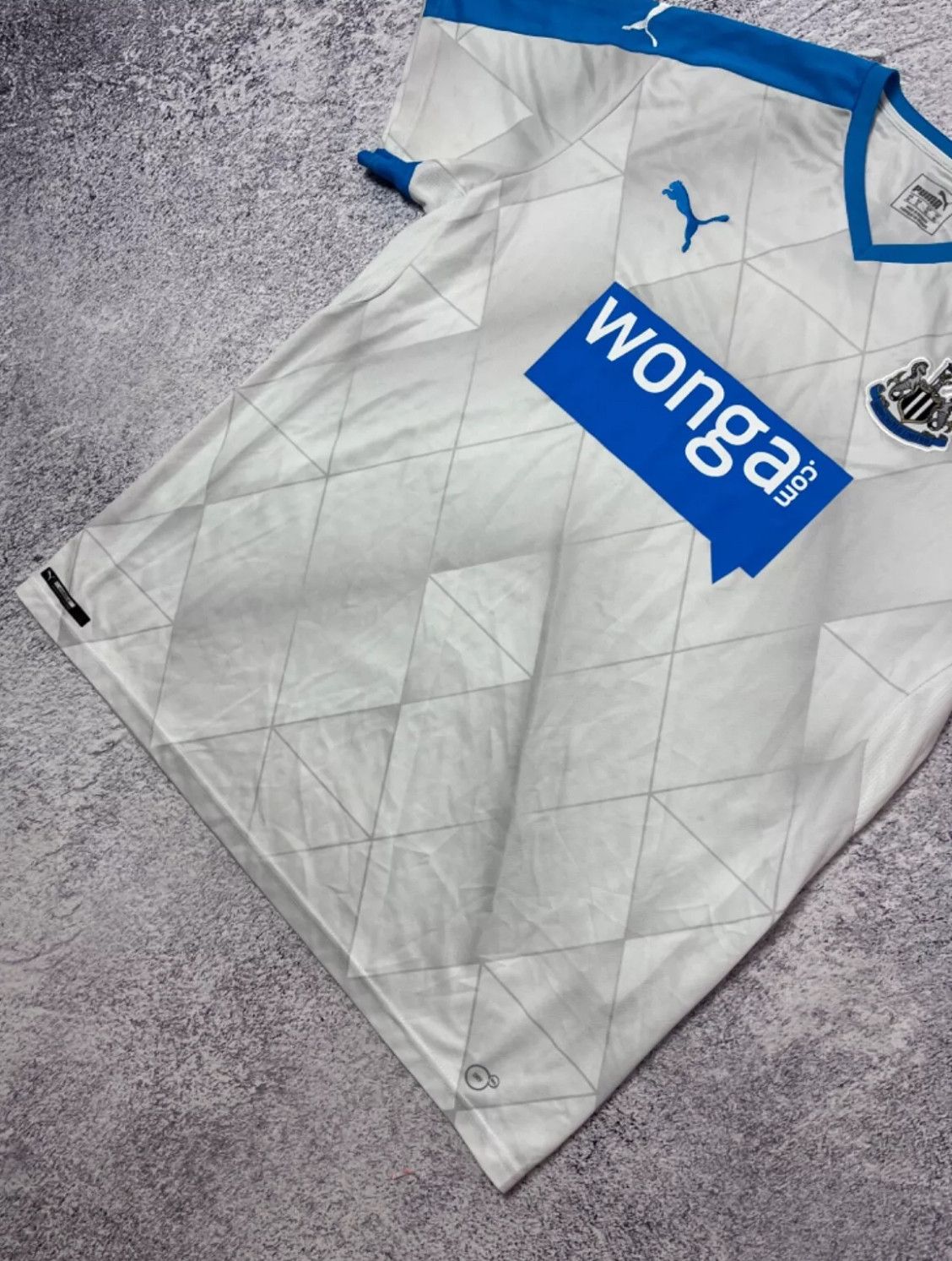 Puma Soccer jersey F.C Newcastle United Puma #1 Pops size Xl Size US XL / EU 56 / 4 - 2 Thumbnail