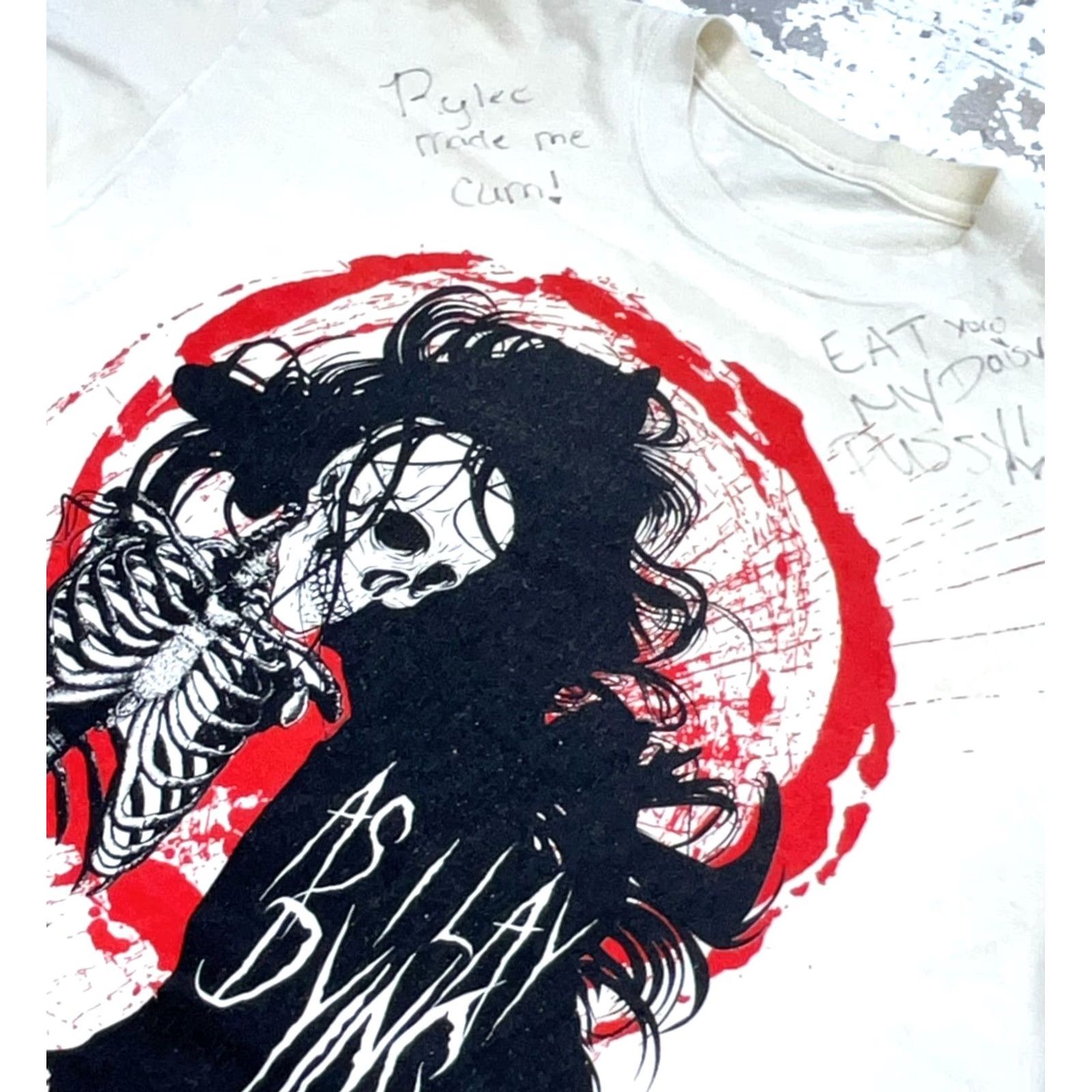 Thrasher VINTAGE As I Lay Dying Shirt Men XL White Tee Band Concert Y2K Grunge Thrashed Size US XL / EU 56 / 4 - 2 Thumbnail