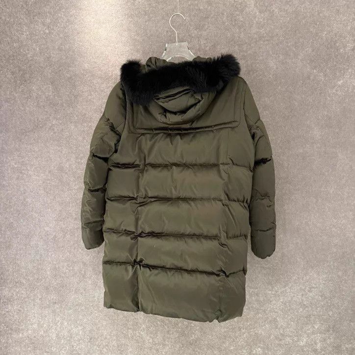 Burberry Burberry military green puffer jacket S GC Size S / US 4 / IT 40 - 2 Thumbnail