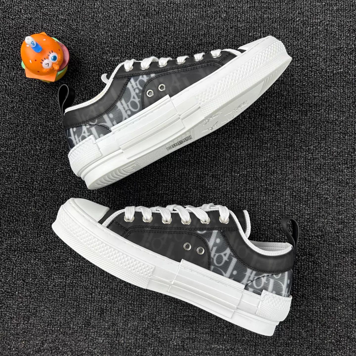 Dior Dior Women's Black White Monogram Sneakers Size 36 Size US 5.5 / IT 35.5 - 3 Thumbnail