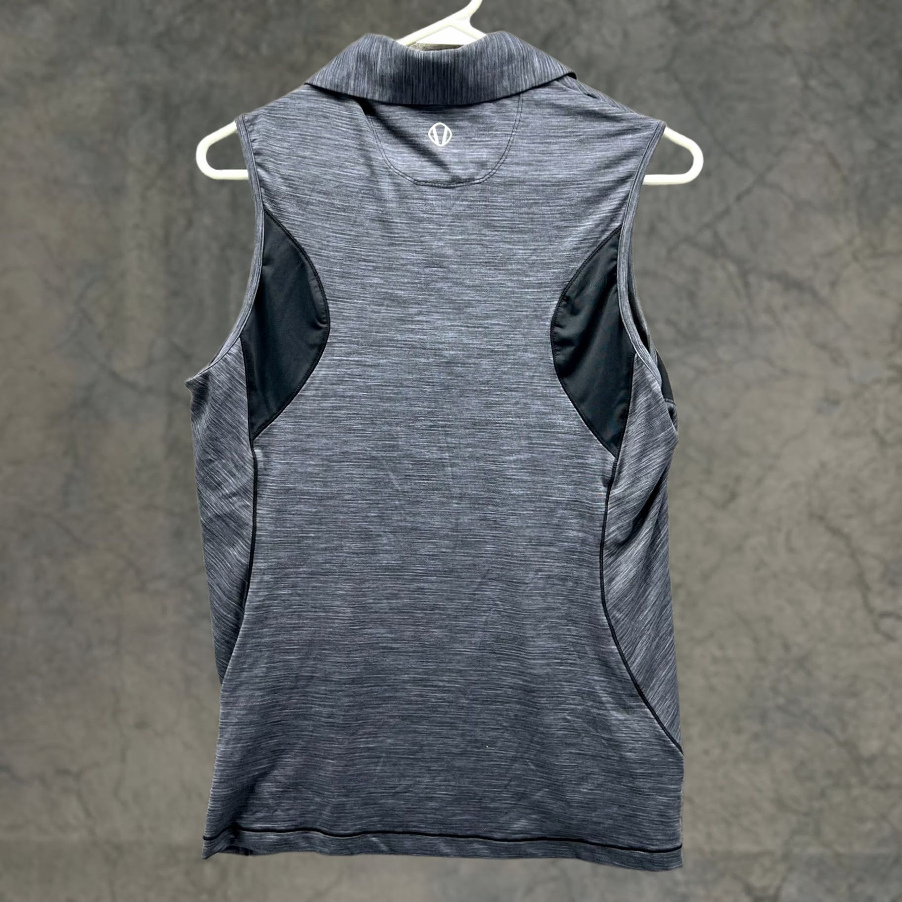 Vintage Sunice Polo Shirt Womens Medium Gray Sleeveless Stretch Activewear Tank Shirt Size M / US 6-8 / IT 42-44 - 1 Thumbnail
