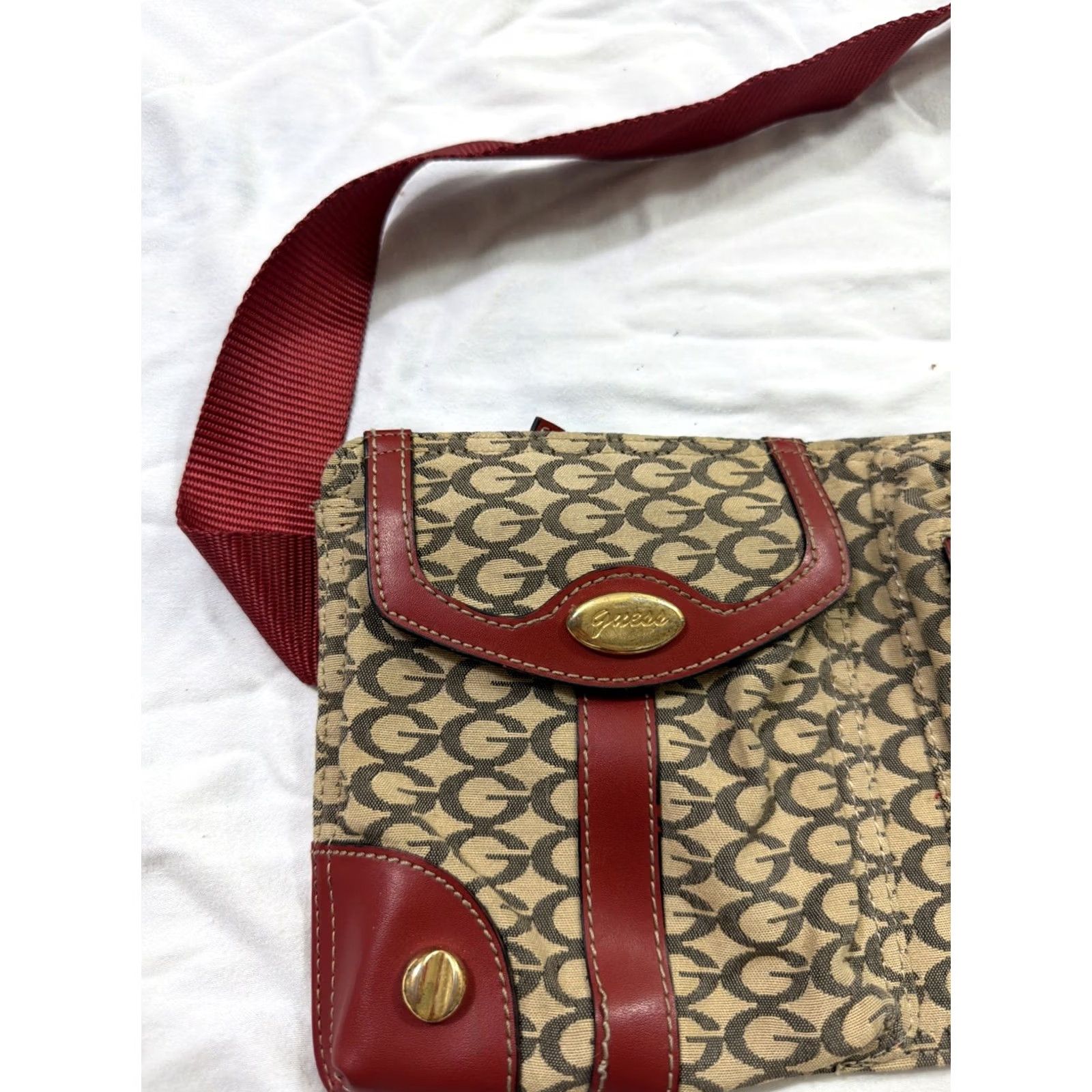 Guess VINTAGE GUESS Waist Bag Purse Beige Red Metal Clasp Zipper Pockets Belt Bag & Fanny Pack Women 12x6.5 Metallic Polyester Size ONE SIZE - 2 Thumbnail