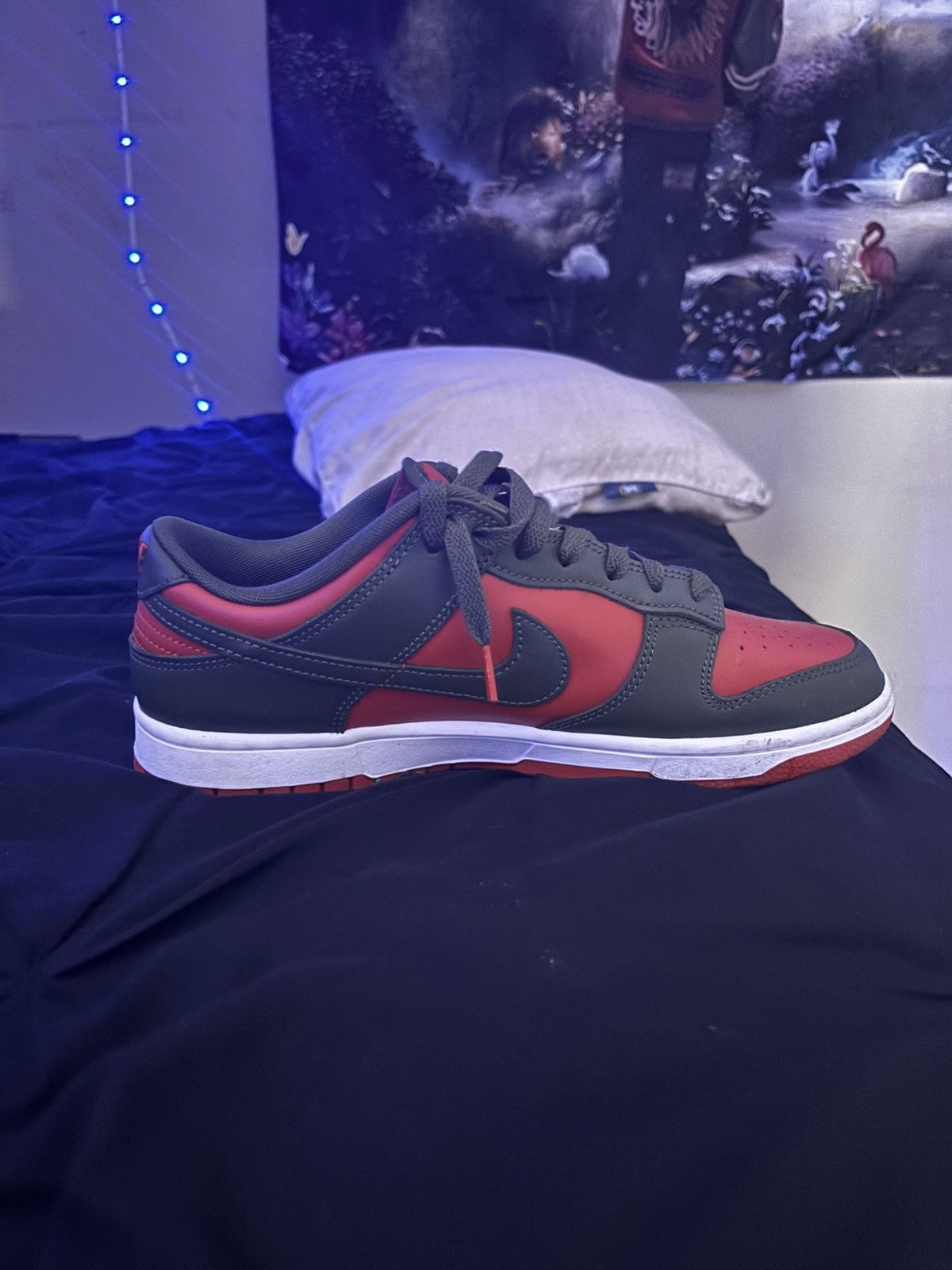 Jordan Brand Nike Dunk Low Mystic Red Cargo Khaki Size US 10.5 / EU 43-44 - 6 Thumbnail
