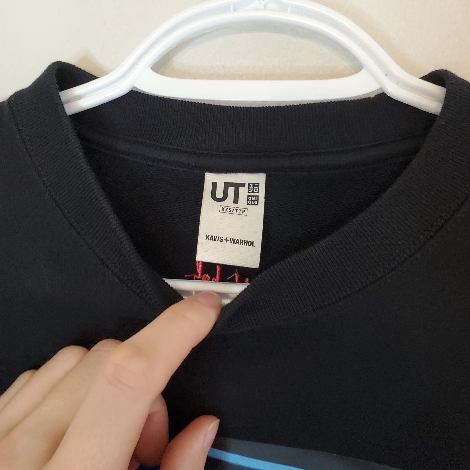 Kaws Uniqlo x Kaws X Warhol Crewneck Sweater Black Size XXS Size US XXS / EU 40 - 5 Thumbnail
