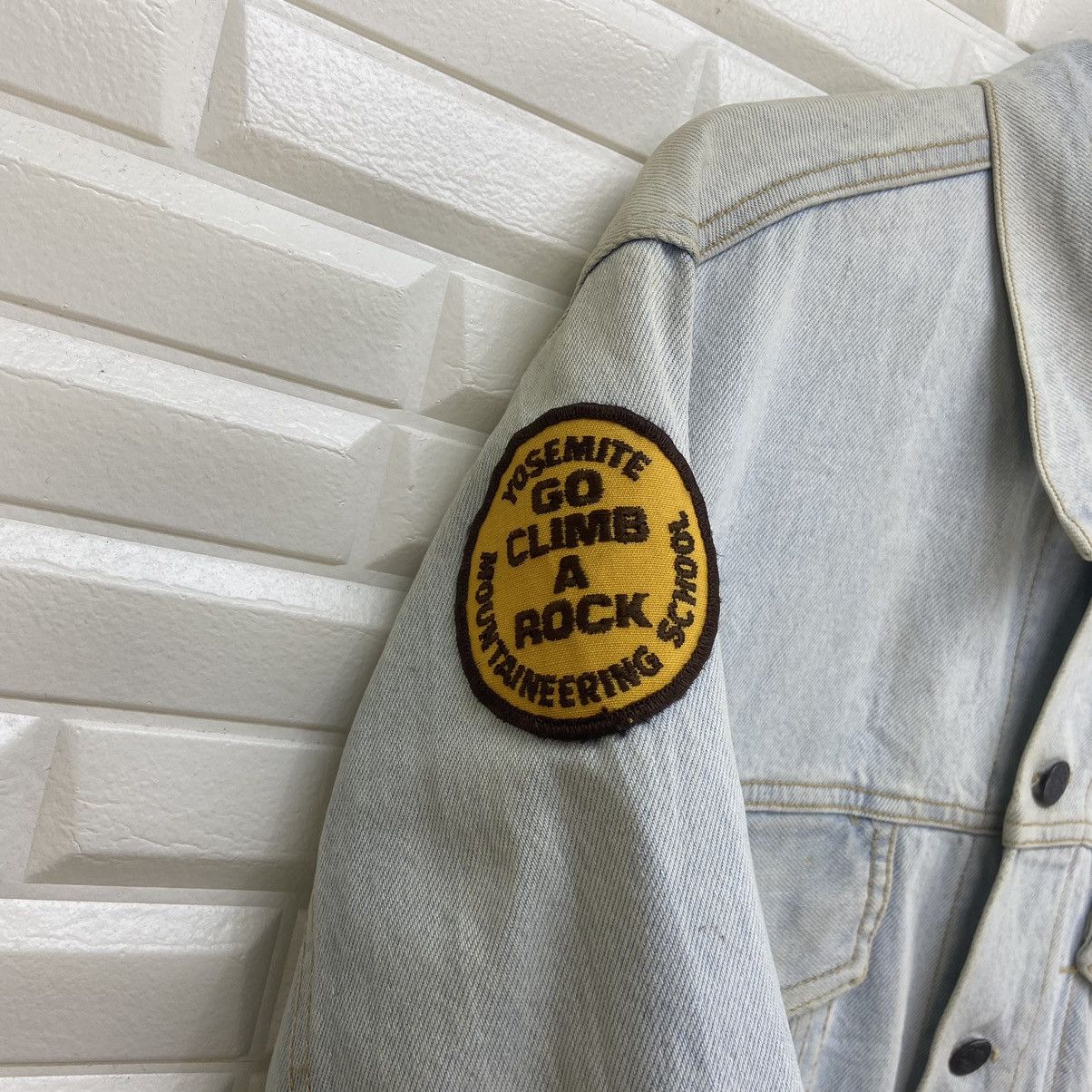 Mickey Mouse × Vintage Vtg Made in USA 35th Anniversary USA Flag Denim Trucker Size US M / EU 48-50 / 2 - 11 Thumbnail