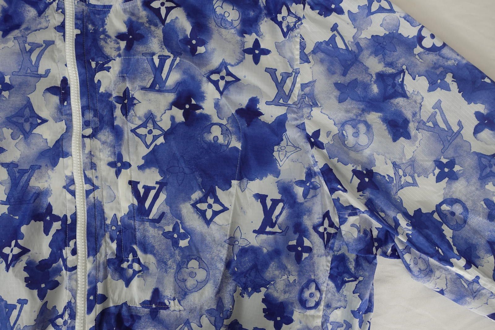 Louis Vuitton Louis Vuitton Watercolor Monogram Windbreaker - Blue Size US XL / EU 56 / 4 - 5 Thumbnail