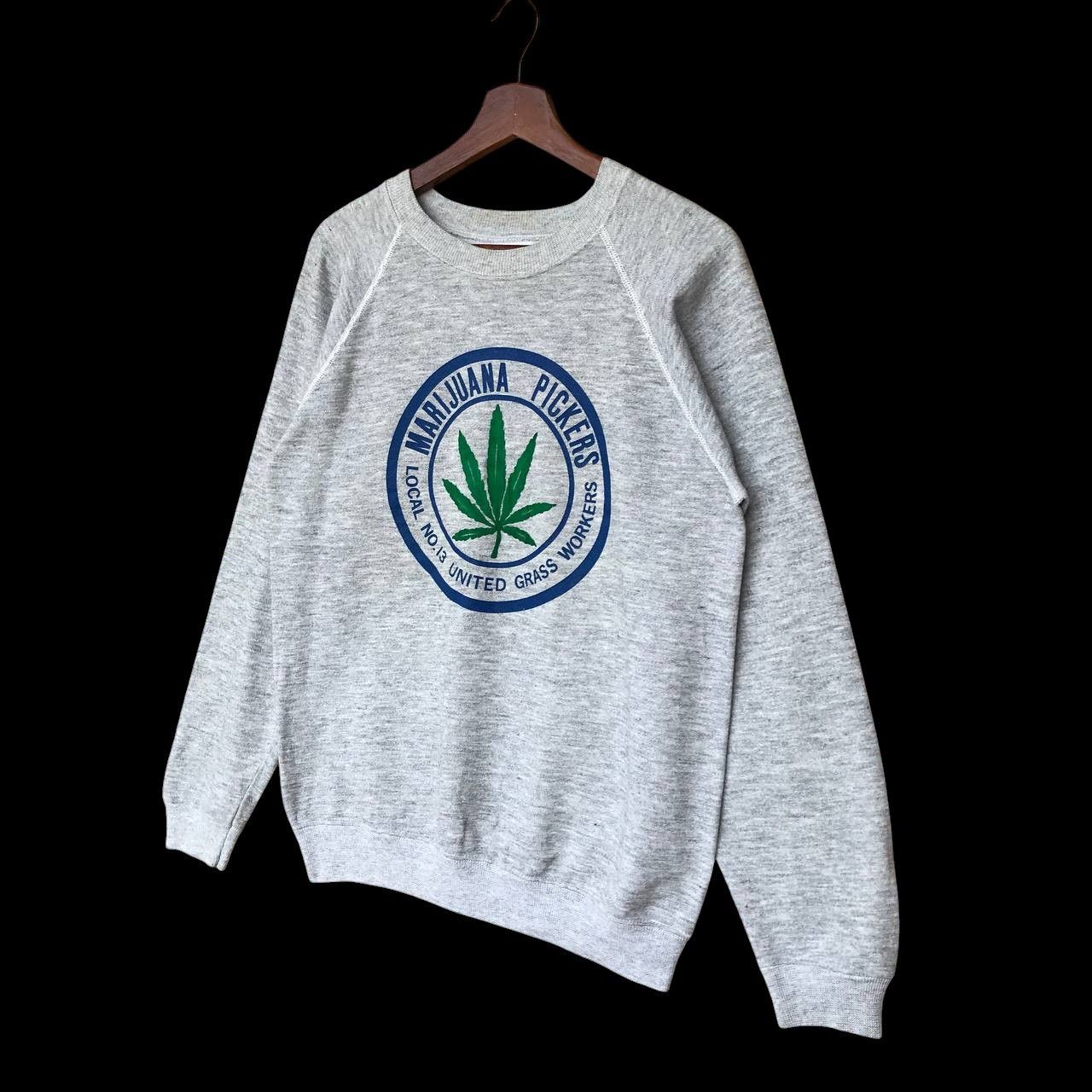 Vintage RARE 80s VINTAGE MARIJUANA PICKERS CREWNECK SWEATSHIRT Size US M / EU 48-50 / 2 - 3 Thumbnail