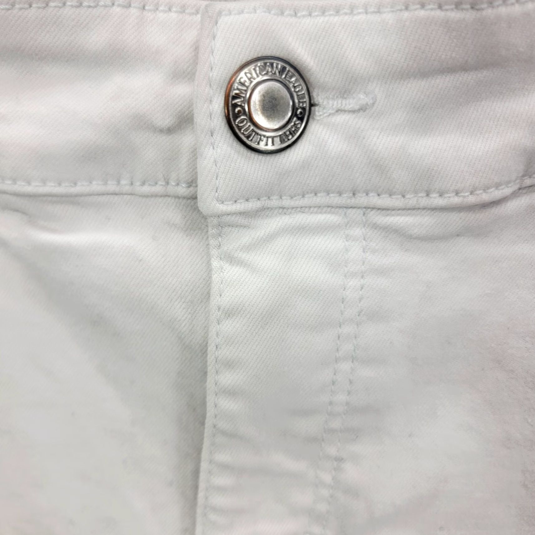 American Eagle Outfitters American Eagle Outfitters Shorts Twill Midi white AEO Super Stretch Casual Chino Women size 14 Regular Size 36" / US 14 / IT 50 - 2 Thumbnail