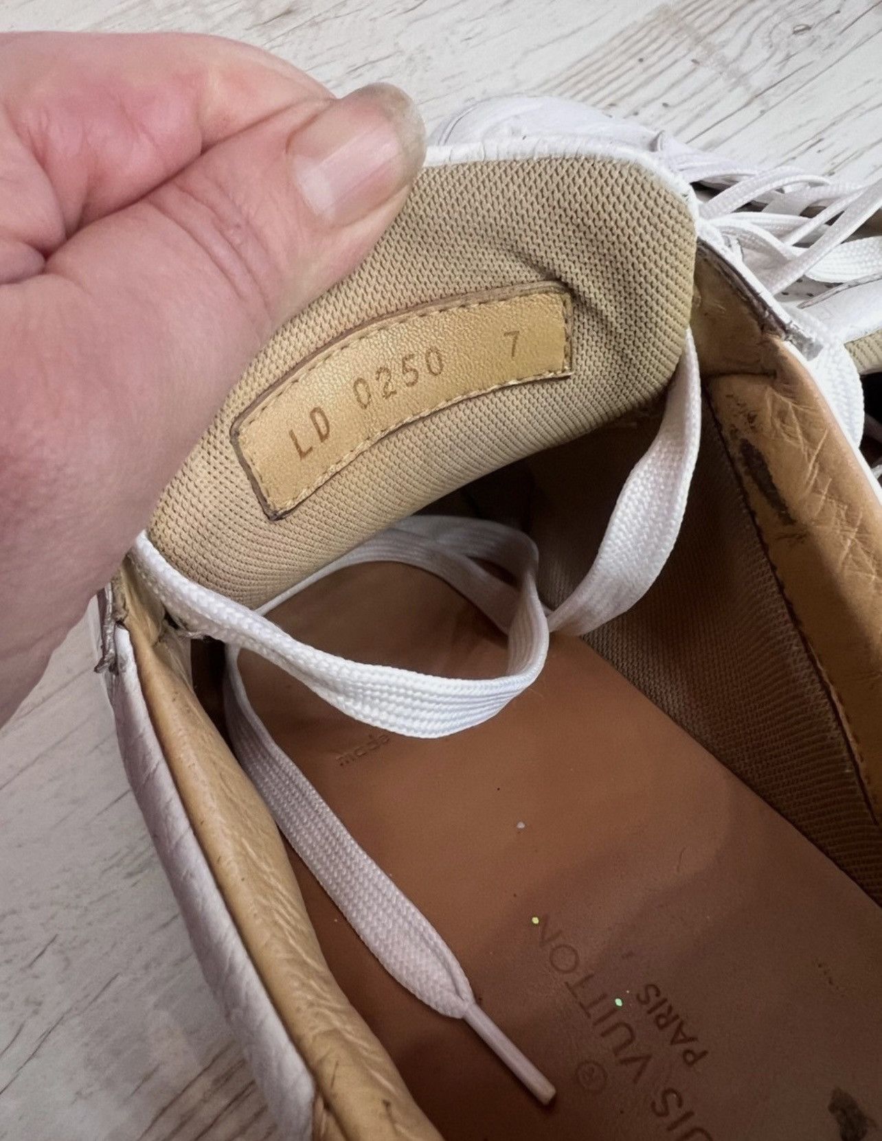 Louis Vuitton Louis Vuitton Beverly Hills White Leather Sneakers Size UK 7 Size US 8 / EU 41 - 9 Thumbnail