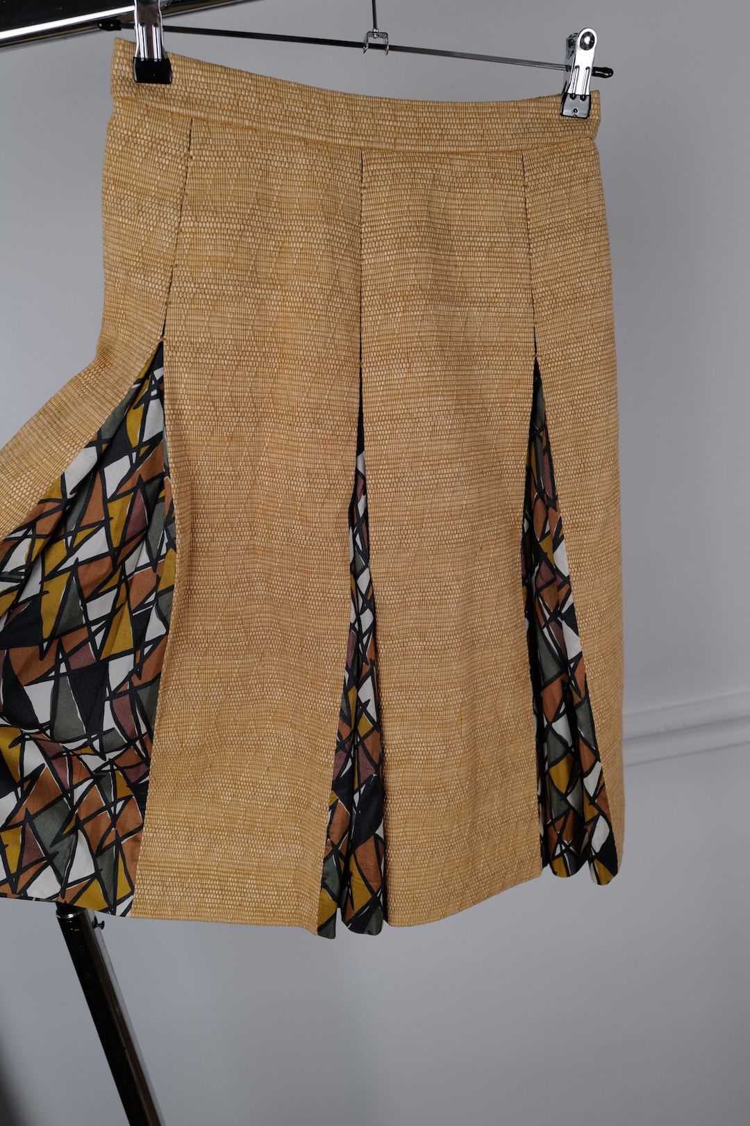 Yves Saint Laurent Yves Saint Laurent Ysl Stretchable Skirt Size 30" / US 8 / IT 44 - 3 Thumbnail