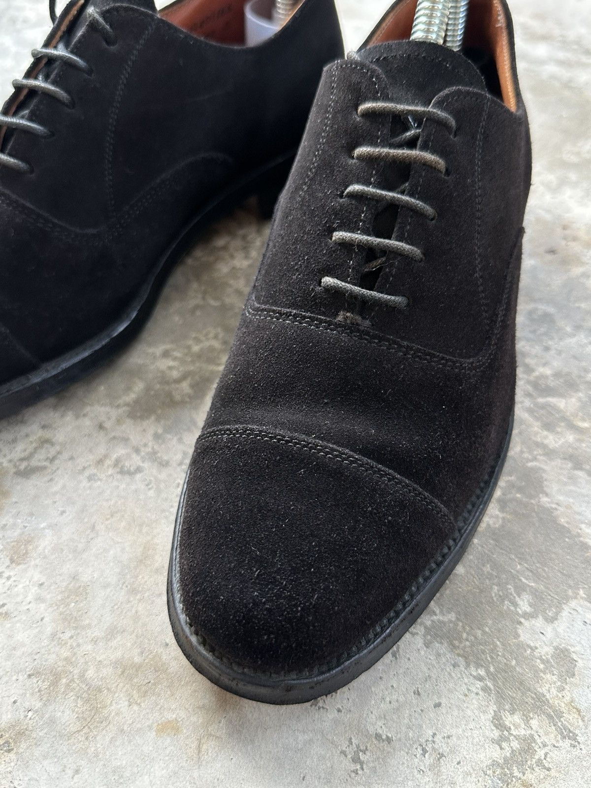 Alfred Sargent Alfred Sargent Limited Edition Suede Cap-Toe Oxford Shoes Size US 5 / EU 37 - 2 Thumbnail