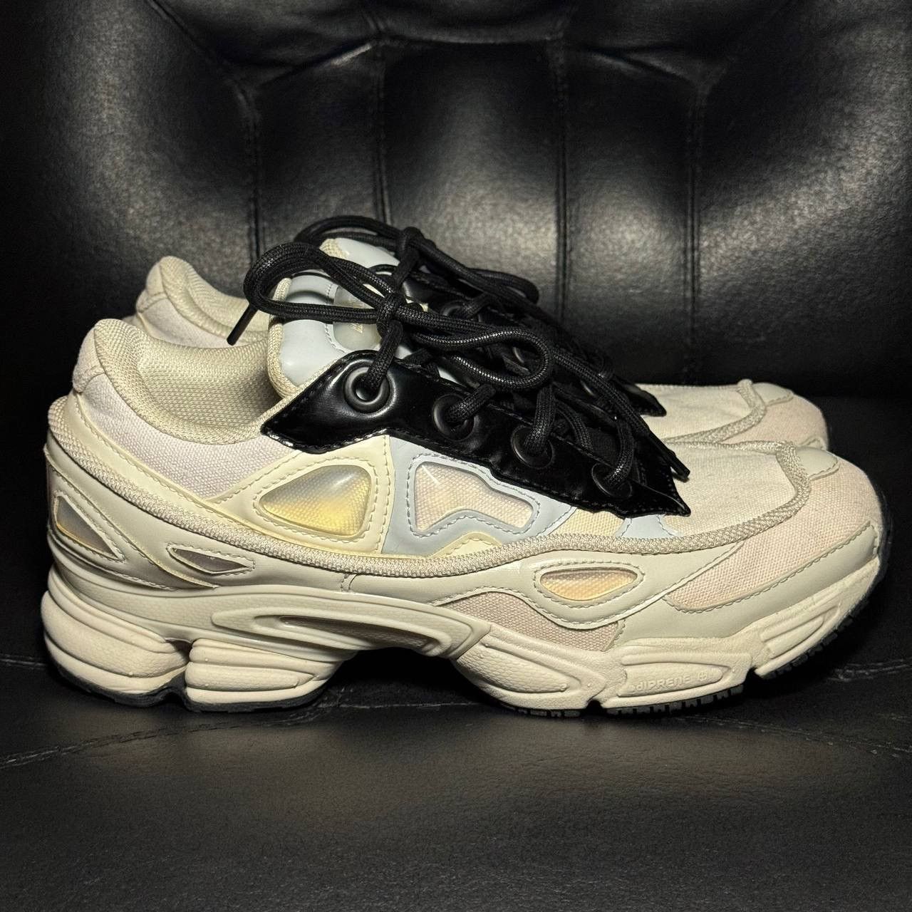 Adidas × Raf Simons Adidas Raf Simons Ozweego Cream White Size US 6.5 / EU 39-40 - 1 Thumbnail