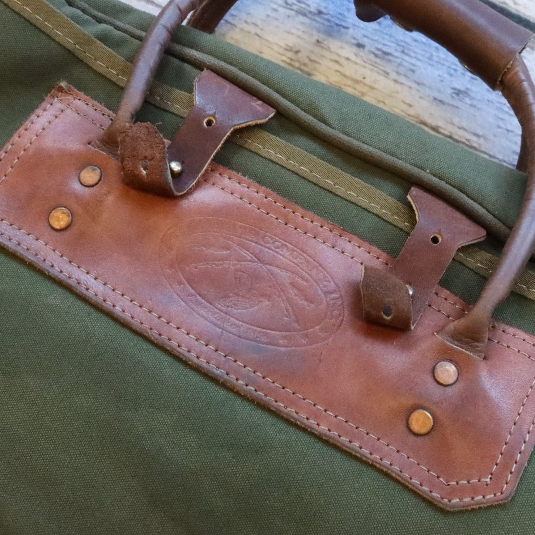 Orvis VINTAGE The Orvis Company Battenkill Leather and Green Canvas Duffle Travel Bag - Men - Green - Canvas - Bag Size ONE SIZE - 3 Thumbnail