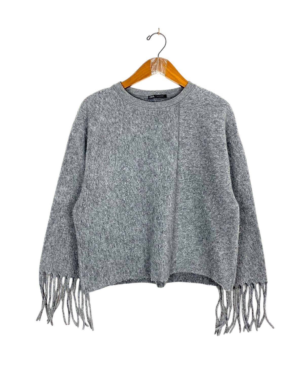 Zara Rare‼️ ZARA Fringe Sleeve Knit Sweatshirt Size S / US 4 / IT 40 - 1 Thumbnail