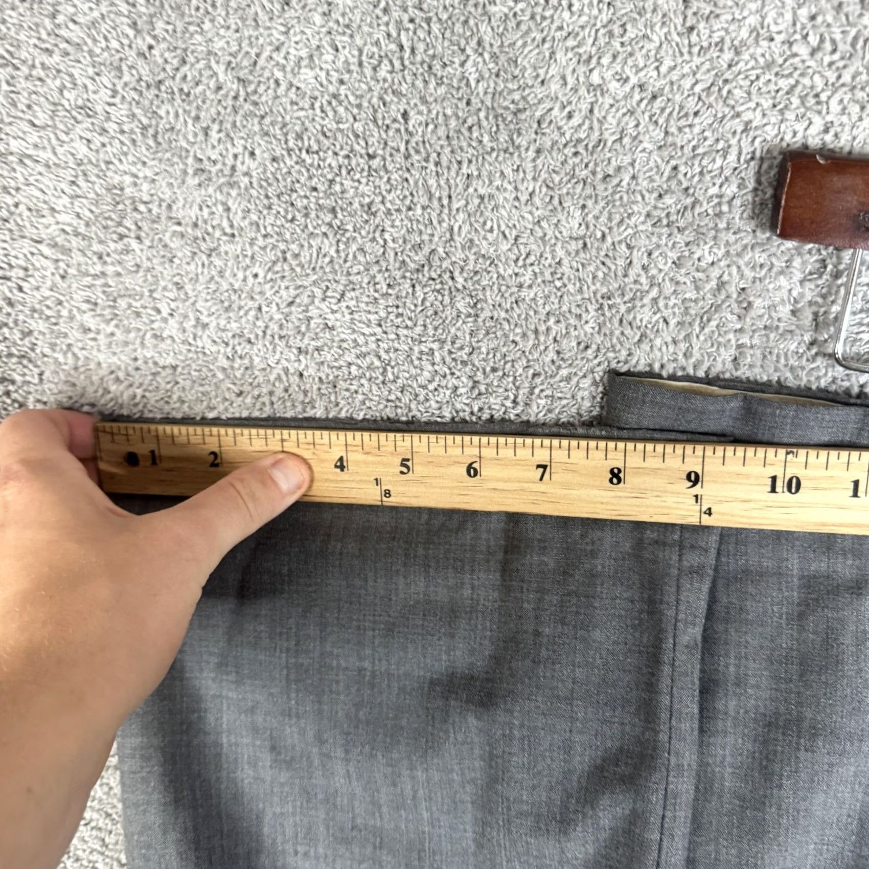 Banana Republic VINTAGE? No. Banana Republic Jackson Dress Pants Mens 33x34 Gray Wool Stretch Classic Fit Dress Pants Mens 33x34 Gray Wool Stretch Classic Fit Pants Size US 33 - 7 Thumbnail