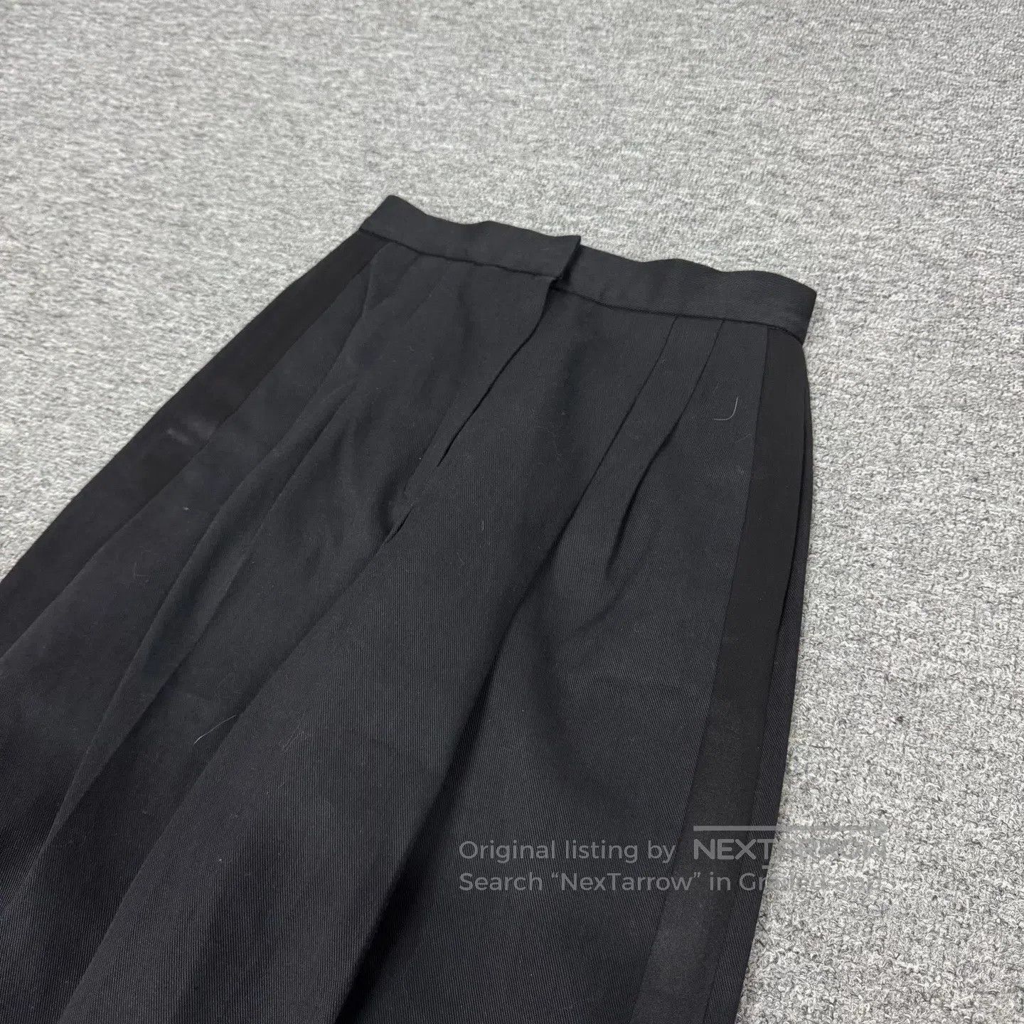 Chanel Chanel size 36 Black side striped casual pants| Size 28" / US 6 / IT 42 - 3 Thumbnail