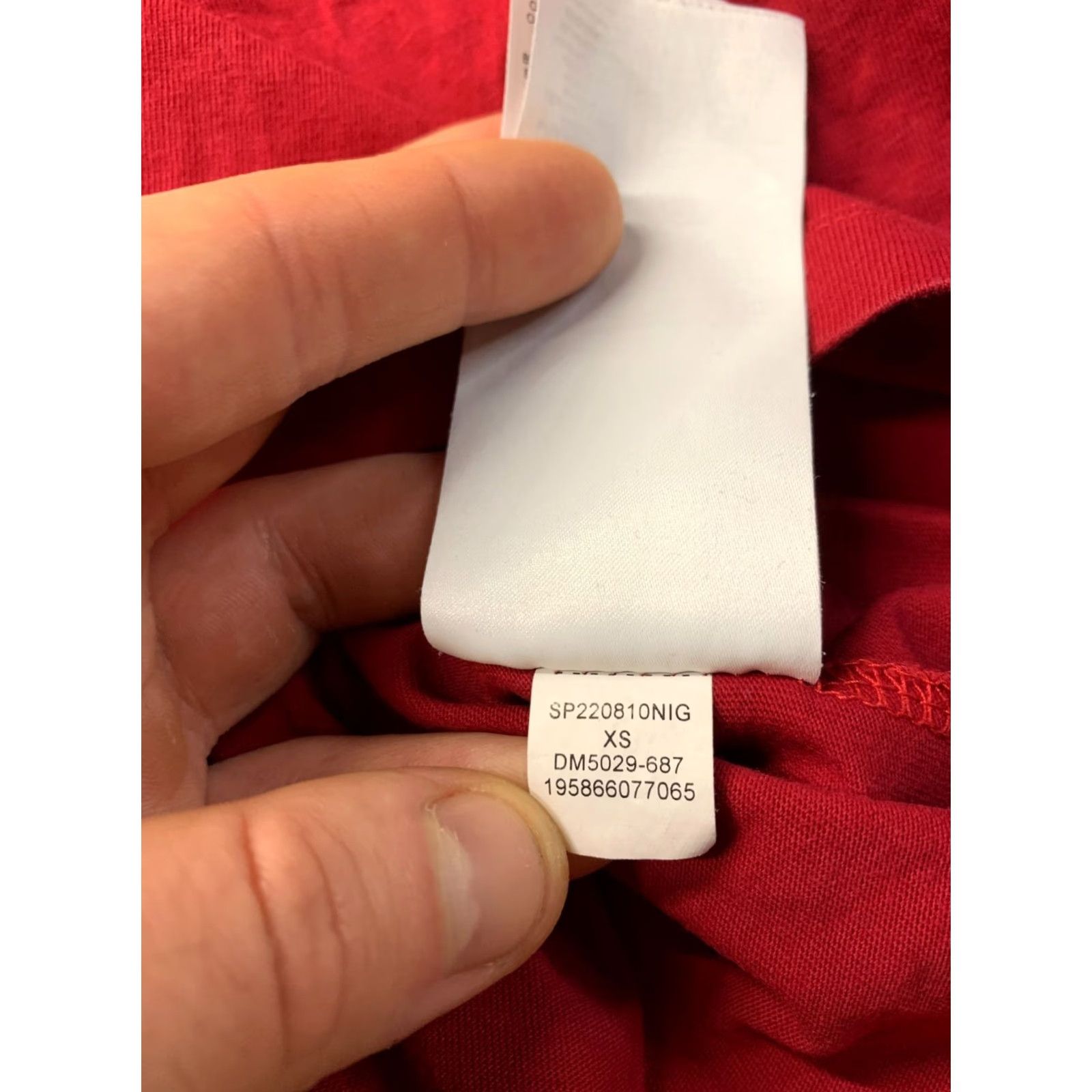 Nike NIKE AIR JORDAN ESSENTIALS T-Shirt WOMEN Casual XS Red 2022 Regular Size Type: T-Shirt 100% Cotton Size XS / US 0-2 / IT 36-38 - 7 Thumbnail