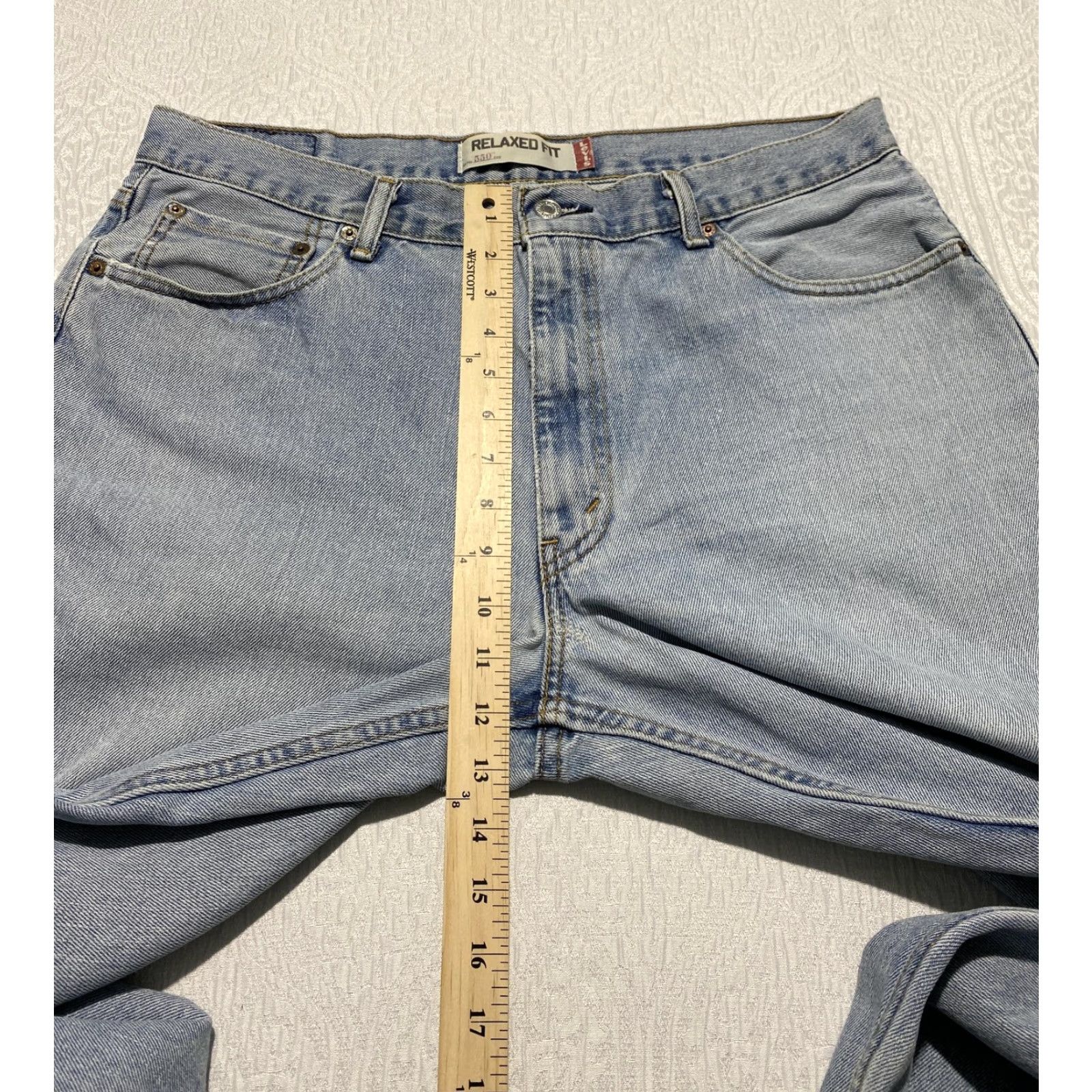 Levi's Levi's 550 Jeans Mens 36x30 Light Wash Blue Relaxed Fit Tapered Leg Denim Red Tab Jeans Mens 36x30 Regular Size US 36 / EU 52 - 7 Thumbnail