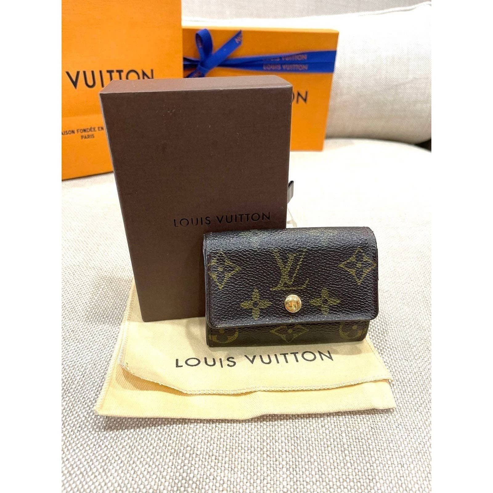 Louis Vuitton Monogram Porte Monnaie Plat Wallet