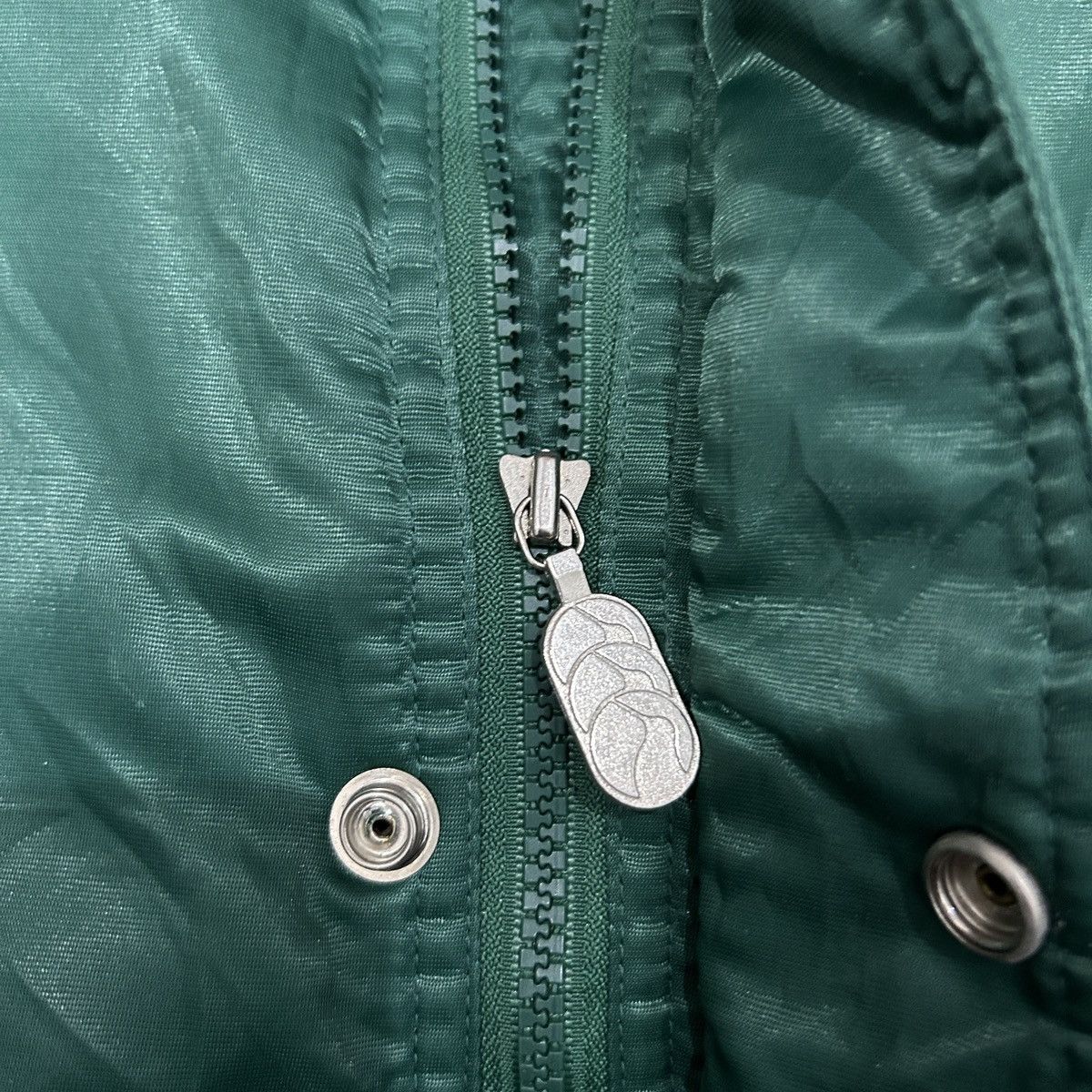 Canterbury of New Zealand × Vintage Vintage Australia Rugby Wallabies Canterbury Jacket Size US L / EU 52-54 / 3 - 9 Thumbnail